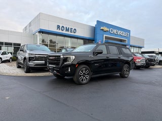 2023 GMC Yukon XL AT4