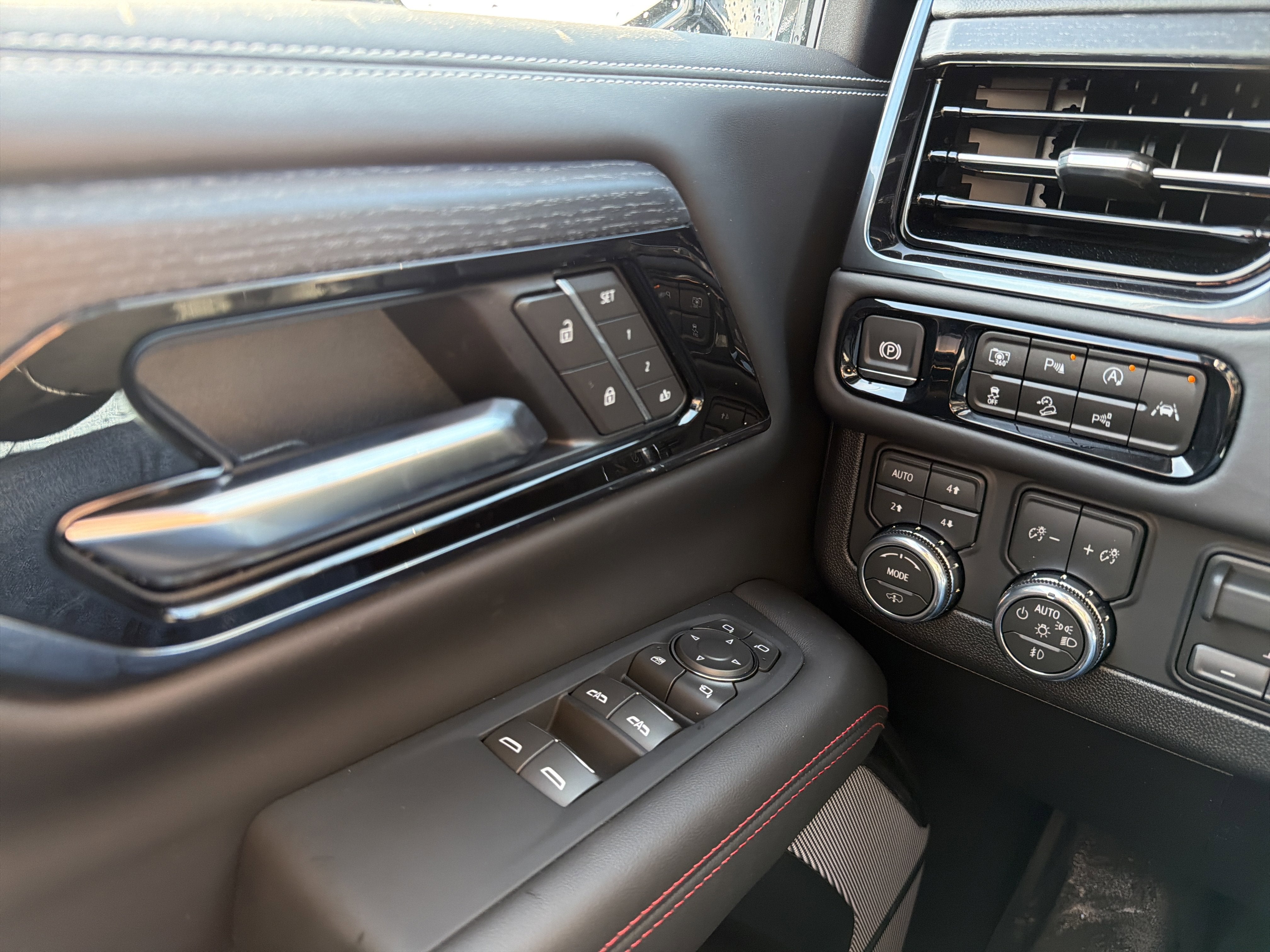 2026 GMC Yukon XL AT4 Ultimate