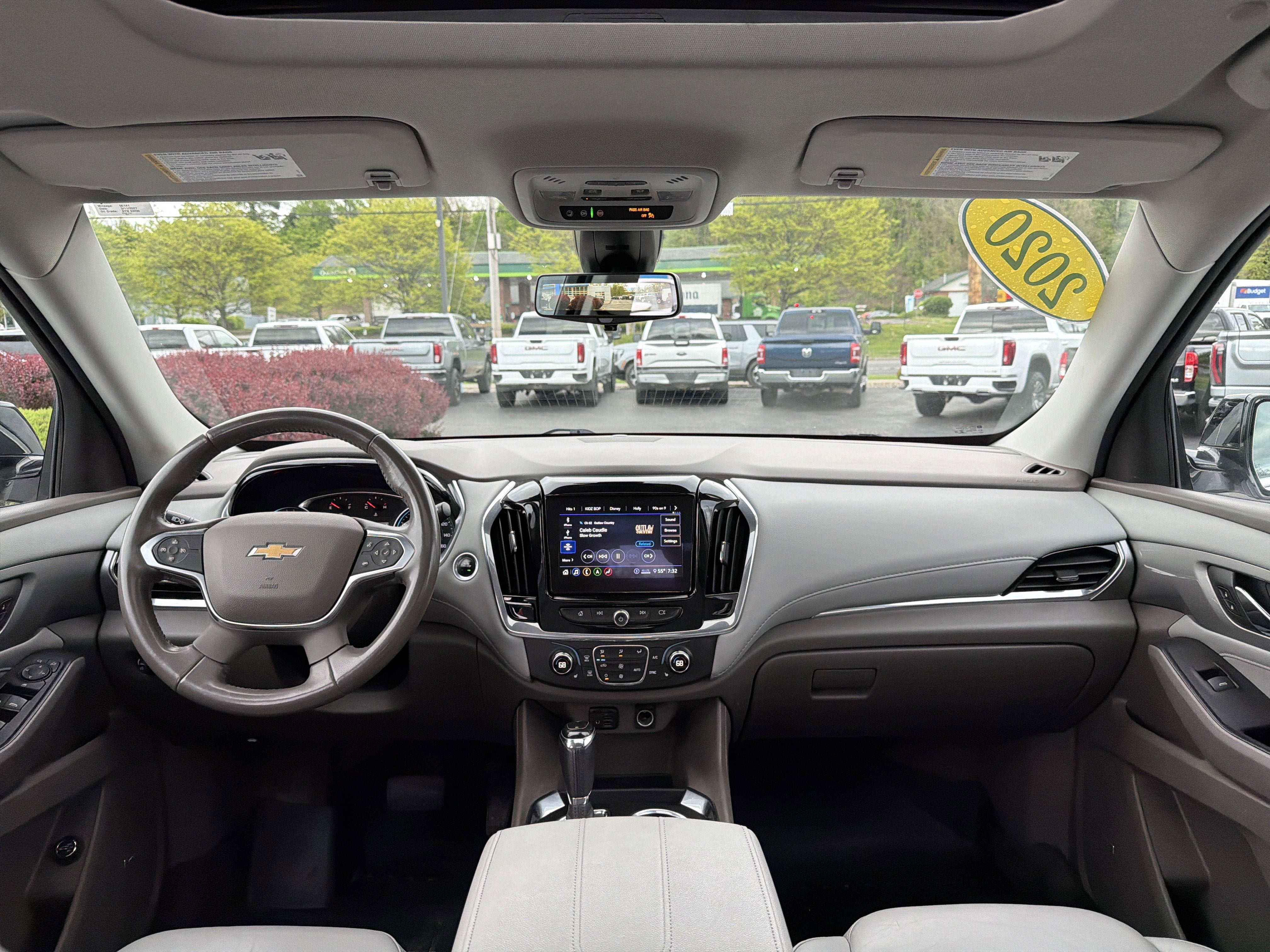 2020 Chevrolet Traverse LT Leather
