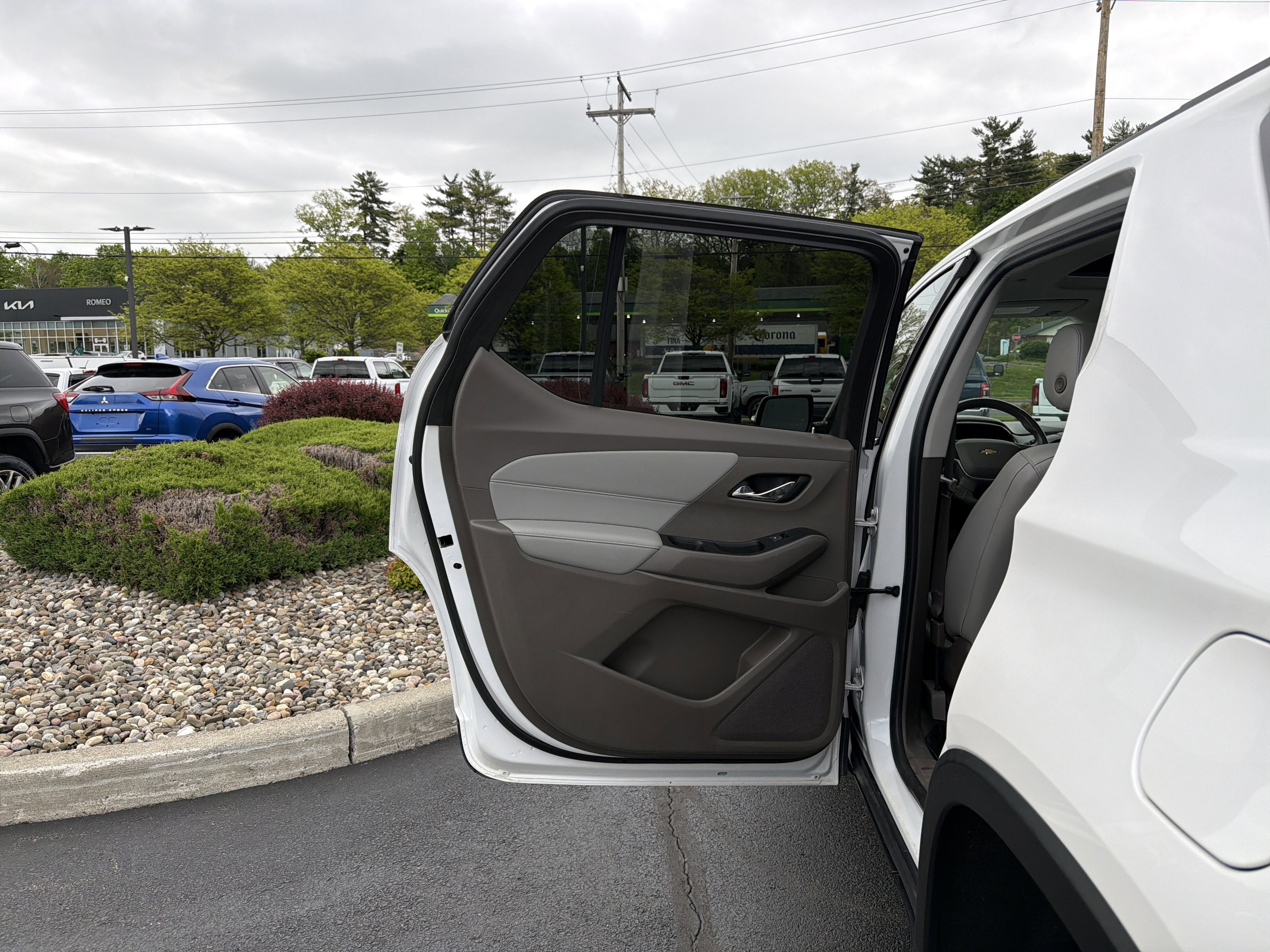 2020 Chevrolet Traverse LT Leather