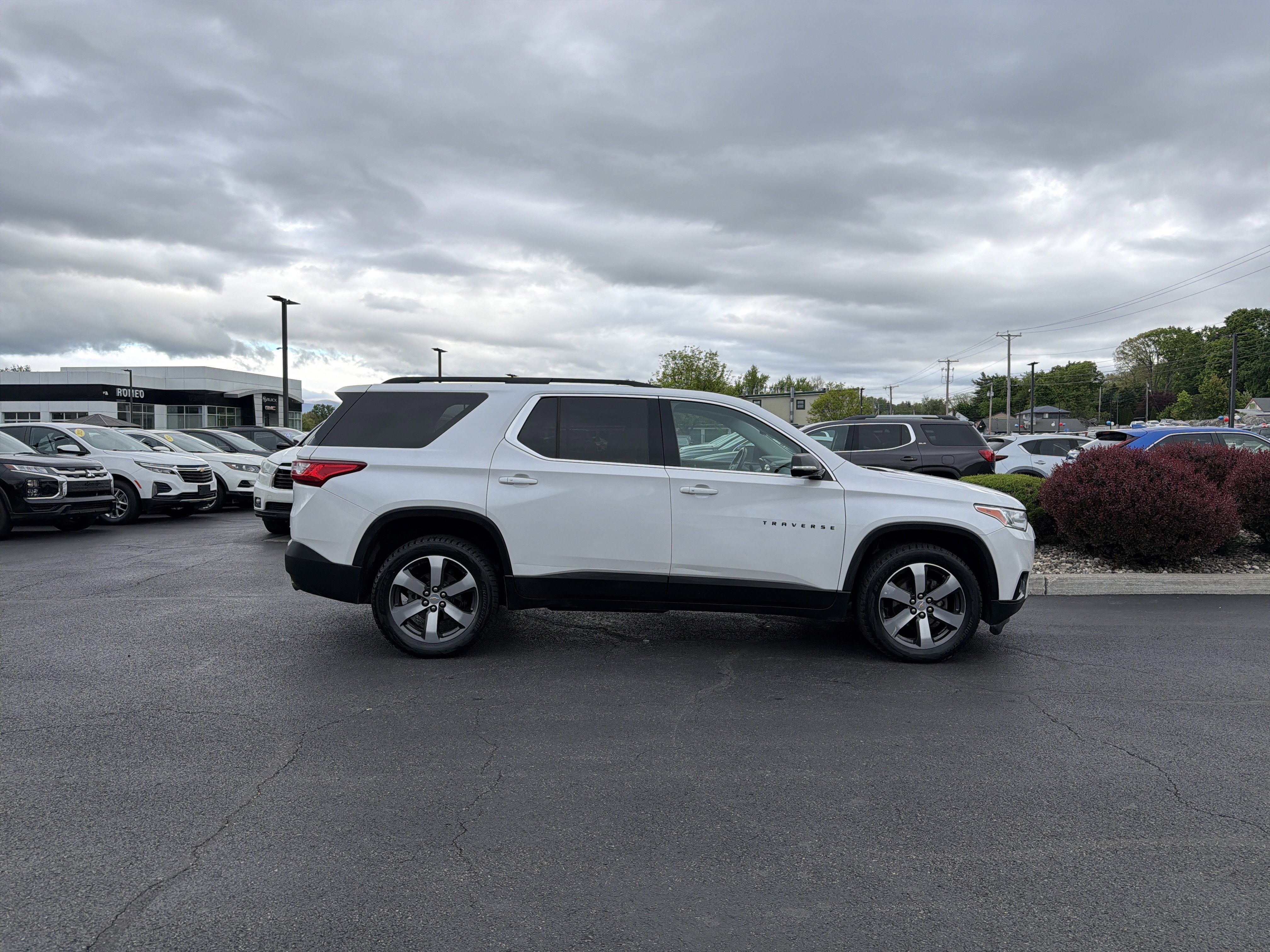 2020 Chevrolet Traverse LT Leather