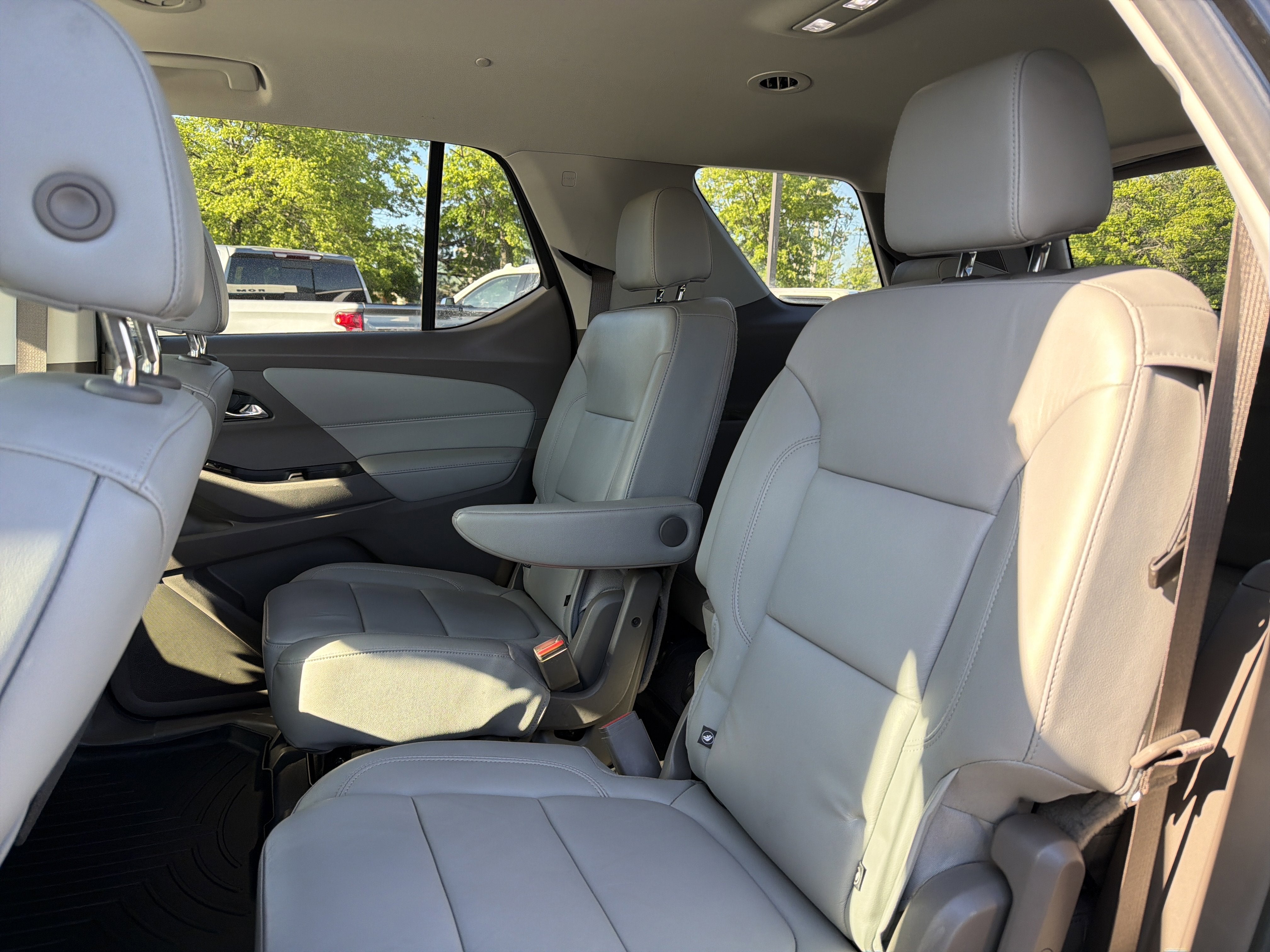 2020 Chevrolet Traverse LT Leather