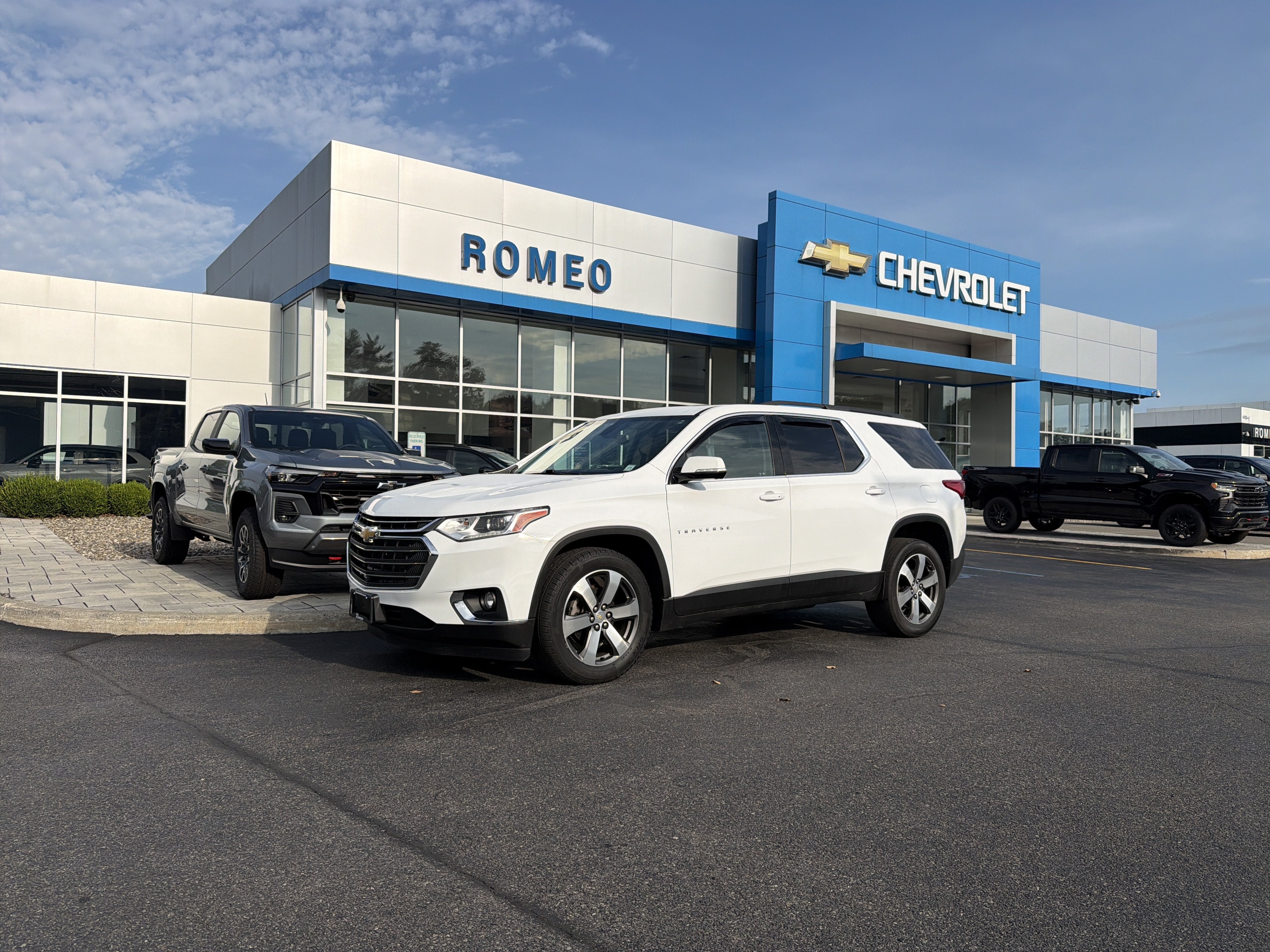 2020 Chevrolet Traverse LT Leather