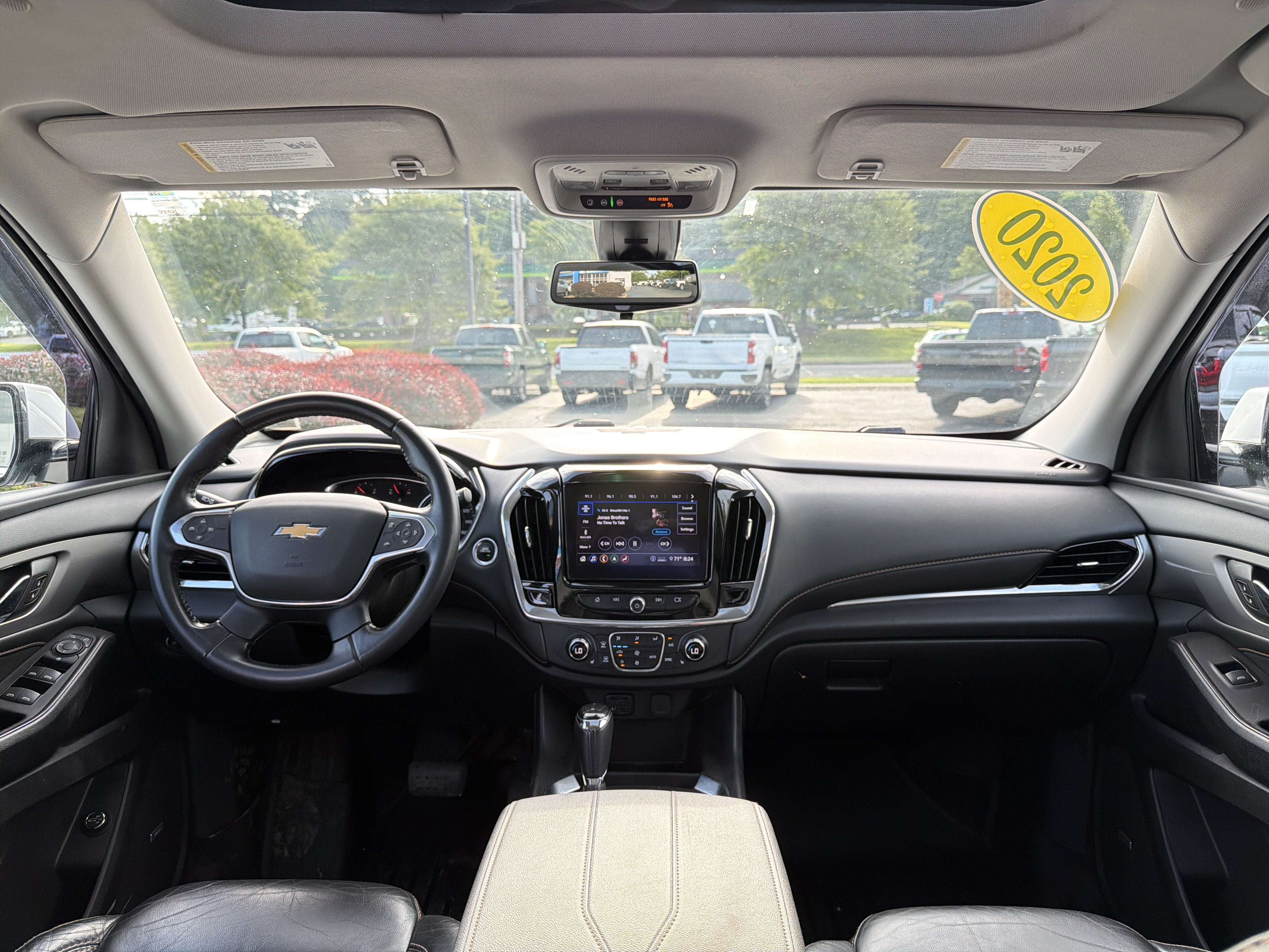 2020 Chevrolet Traverse LT Leather