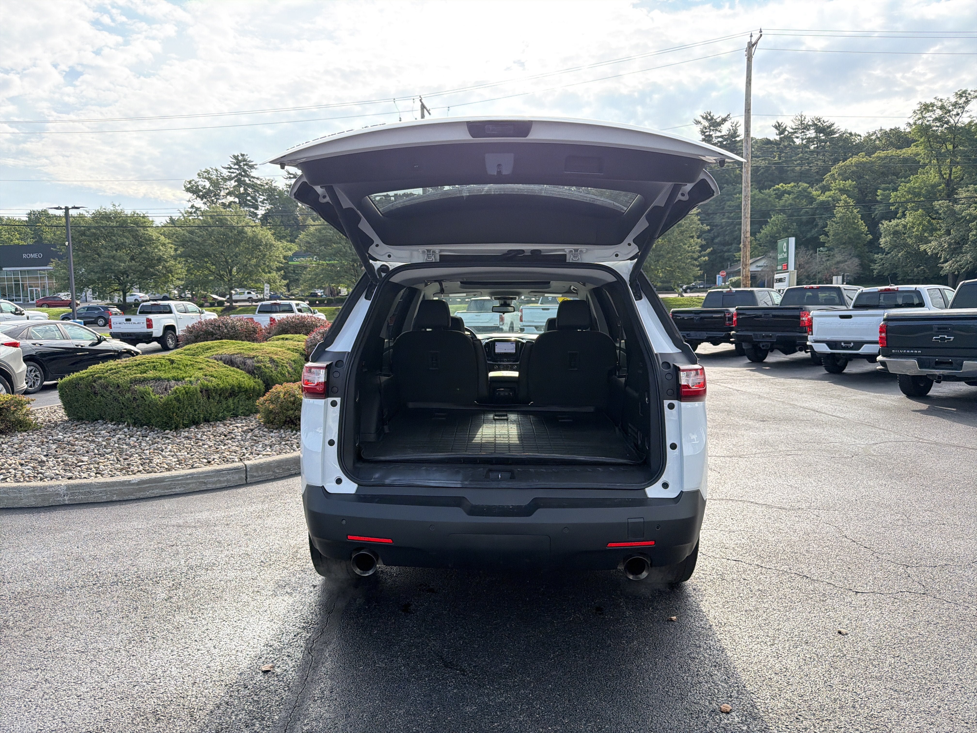 2020 Chevrolet Traverse LT Leather