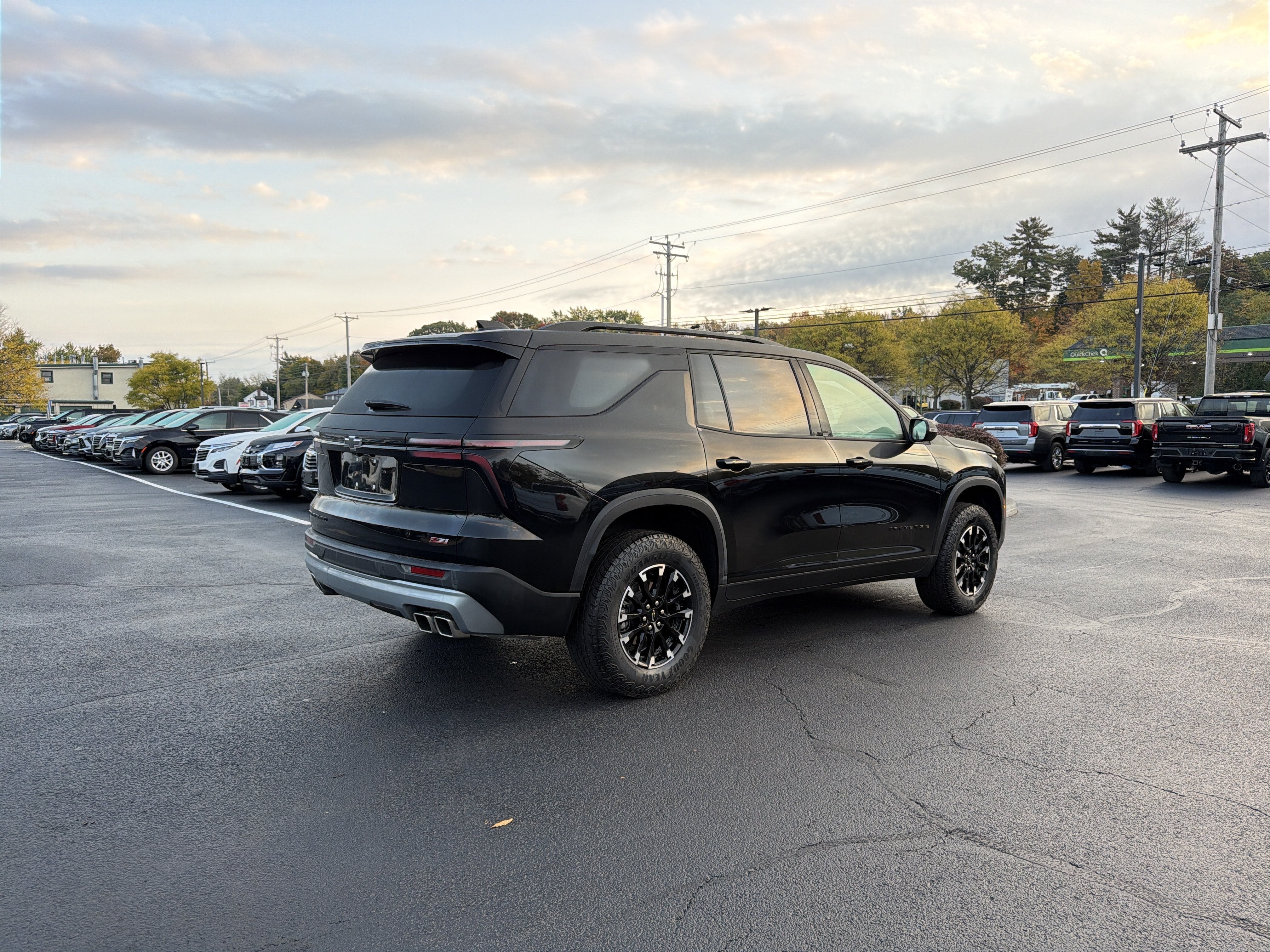 2025 Chevrolet Traverse Z71