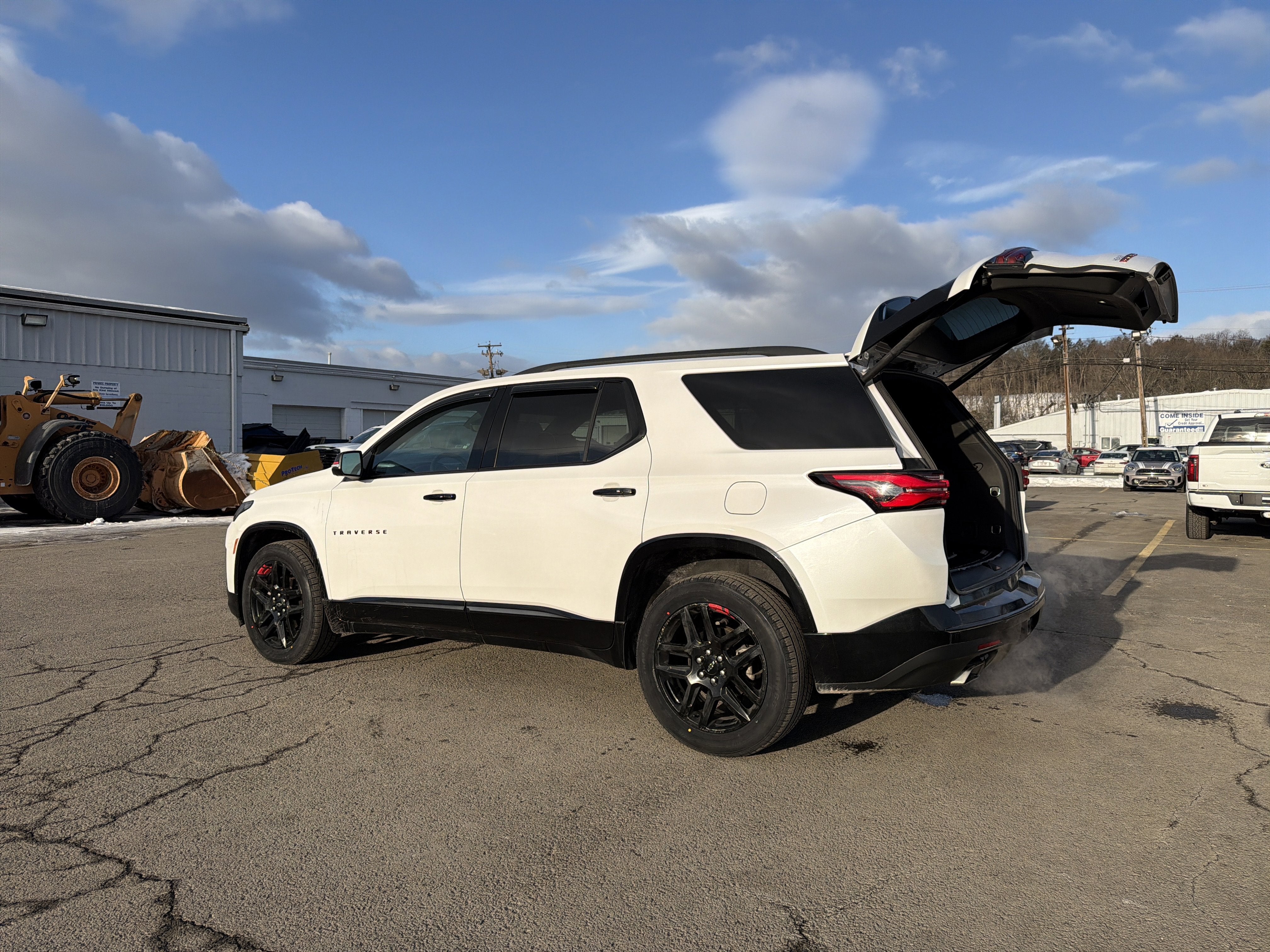 2023 Chevrolet Traverse Premier