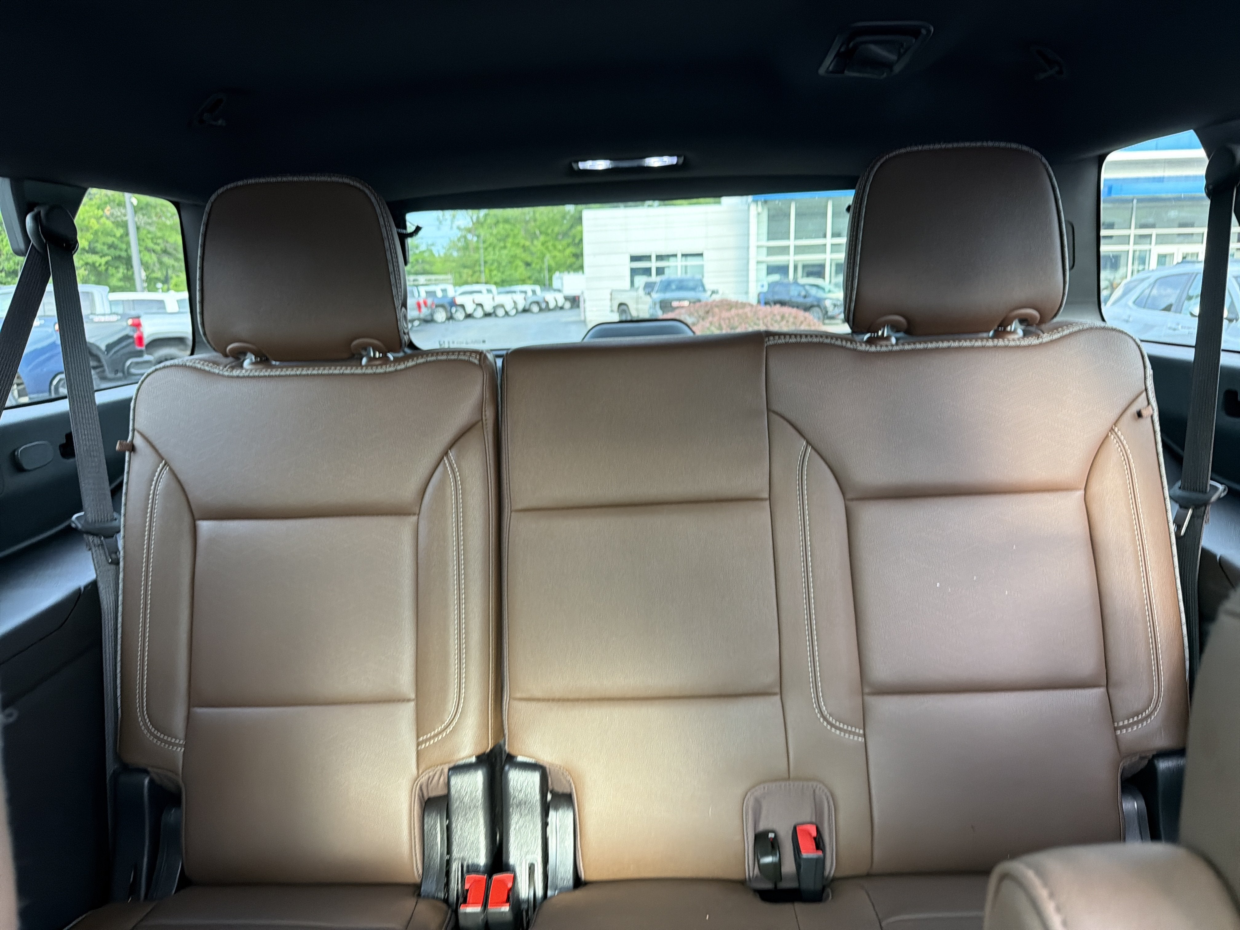 2023 Chevrolet Suburban High Country