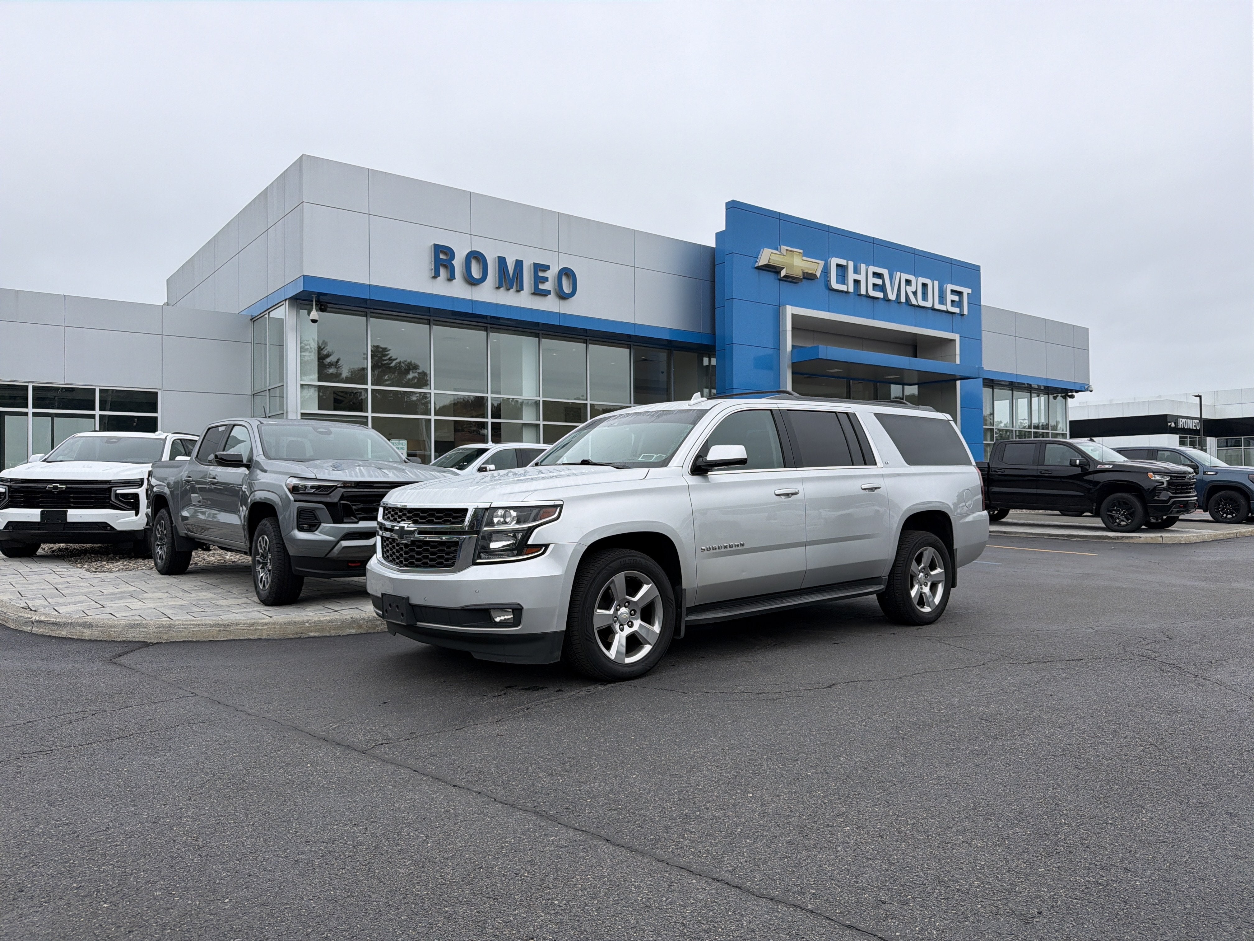 2017 Chevrolet Suburban LT