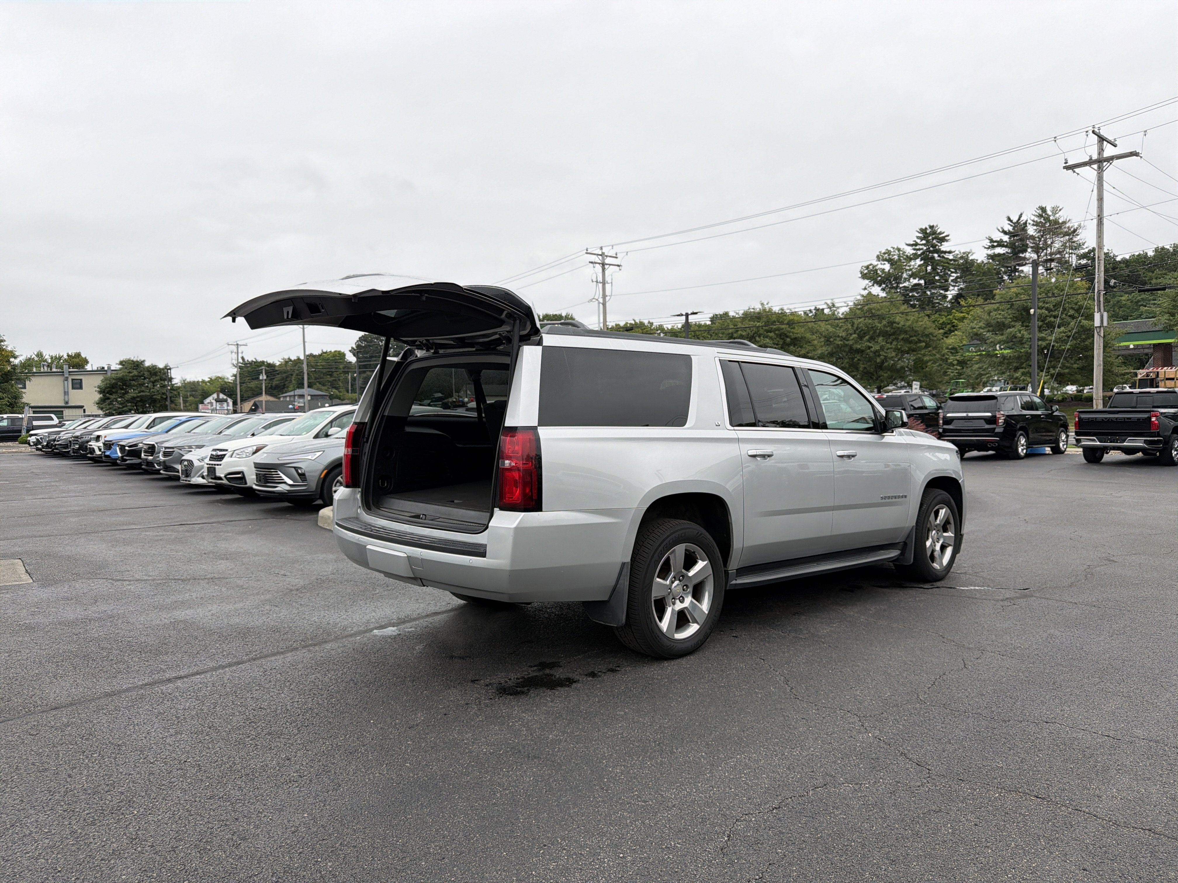 2017 Chevrolet Suburban LT