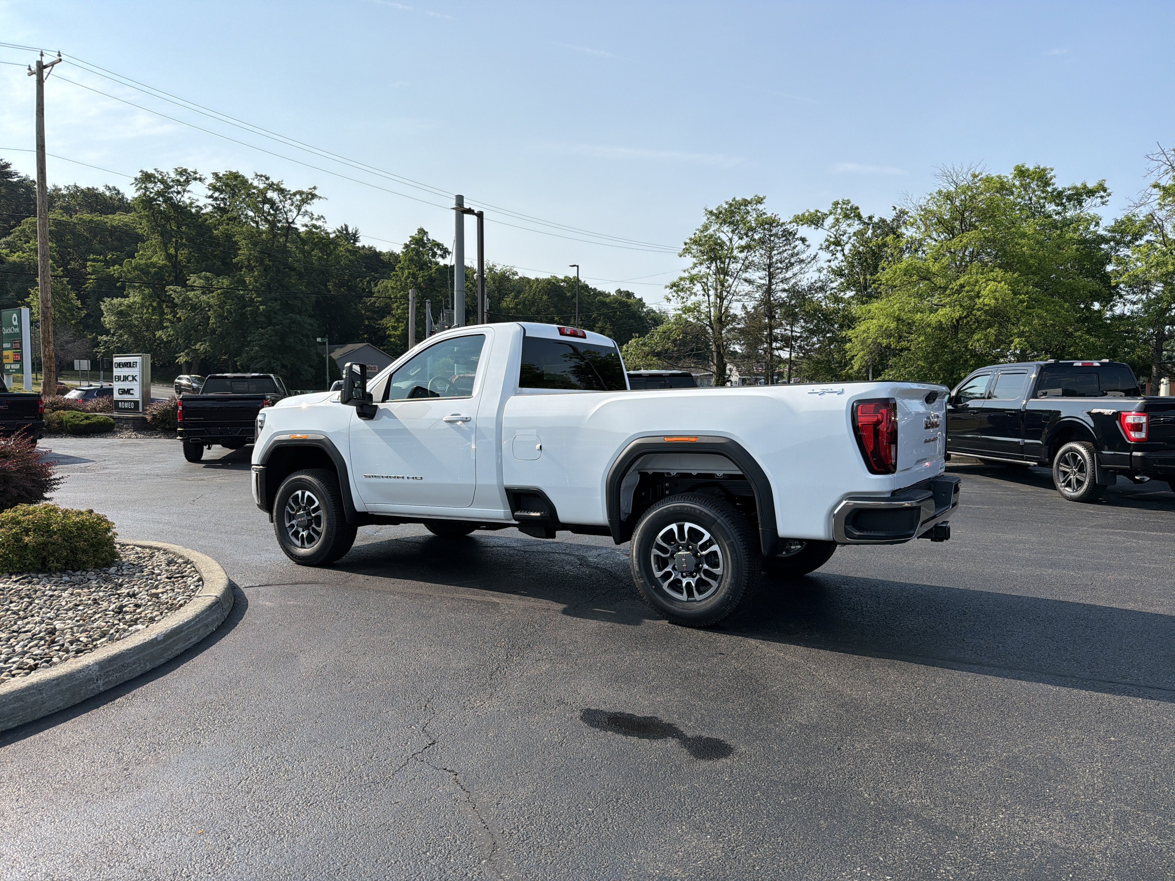 2026 GMC Sierra 3500 HD SLE
