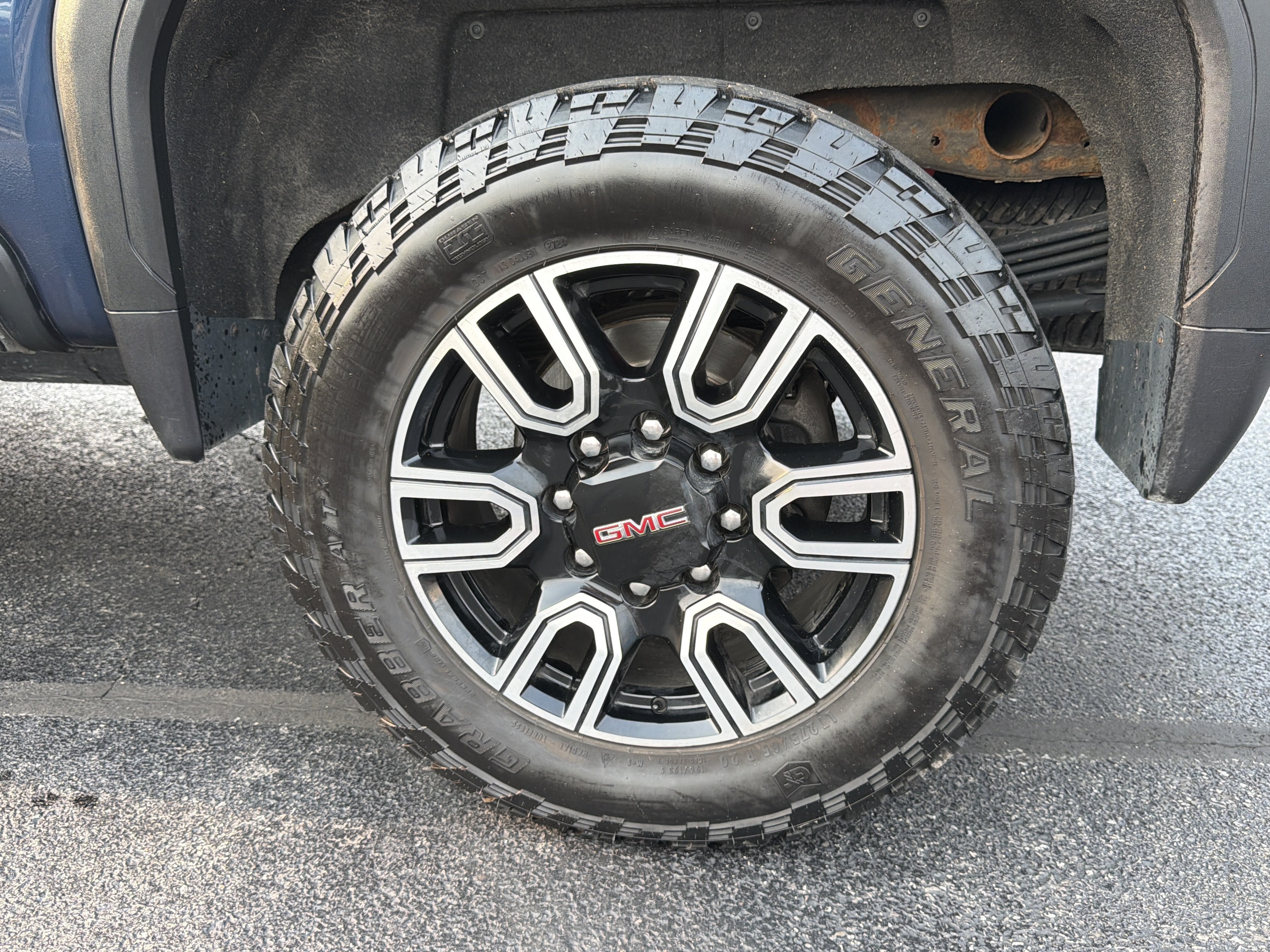 2023 GMC Sierra 2500 HD AT4