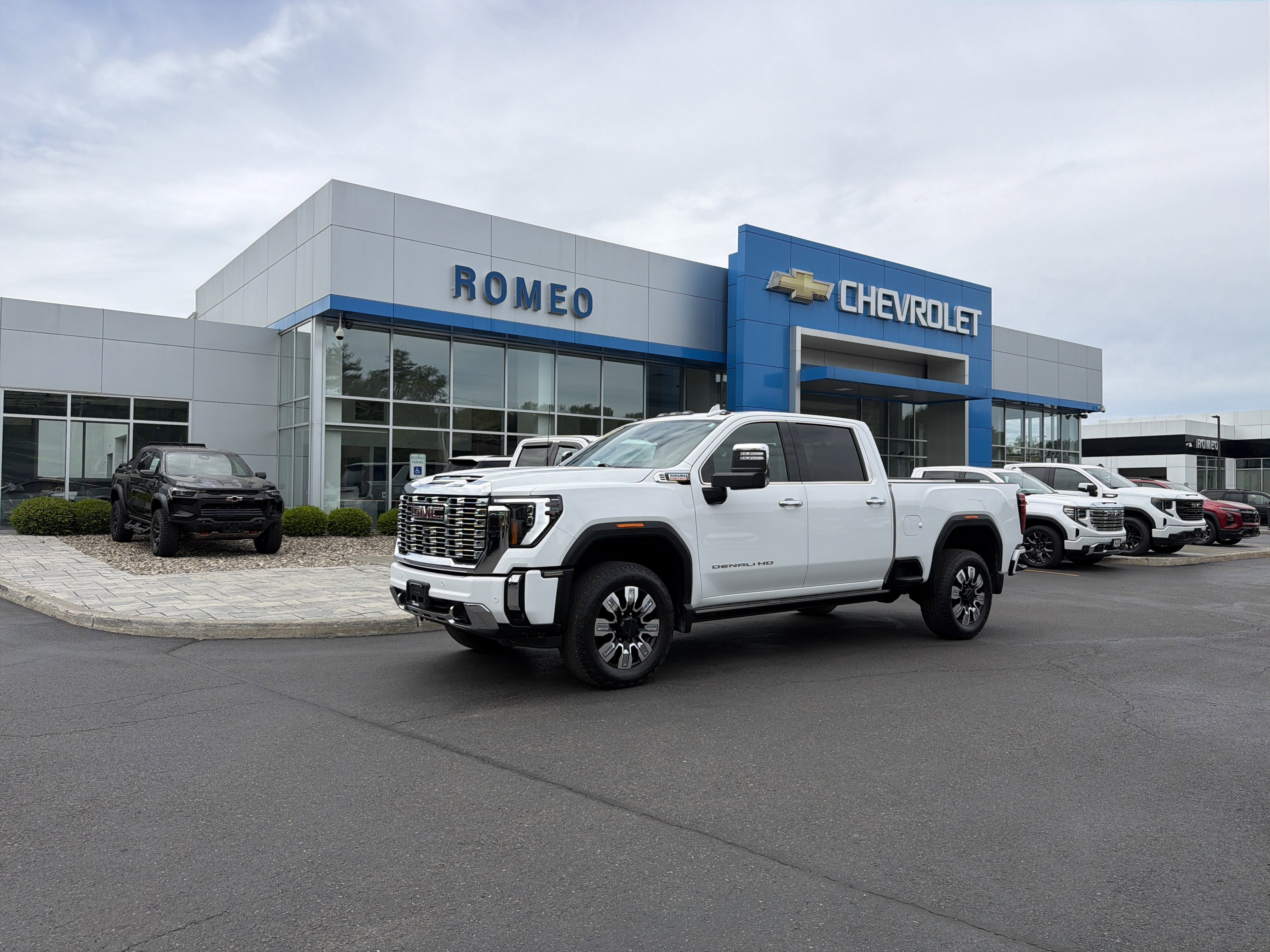 2024 GMC Sierra 2500 HD Denali