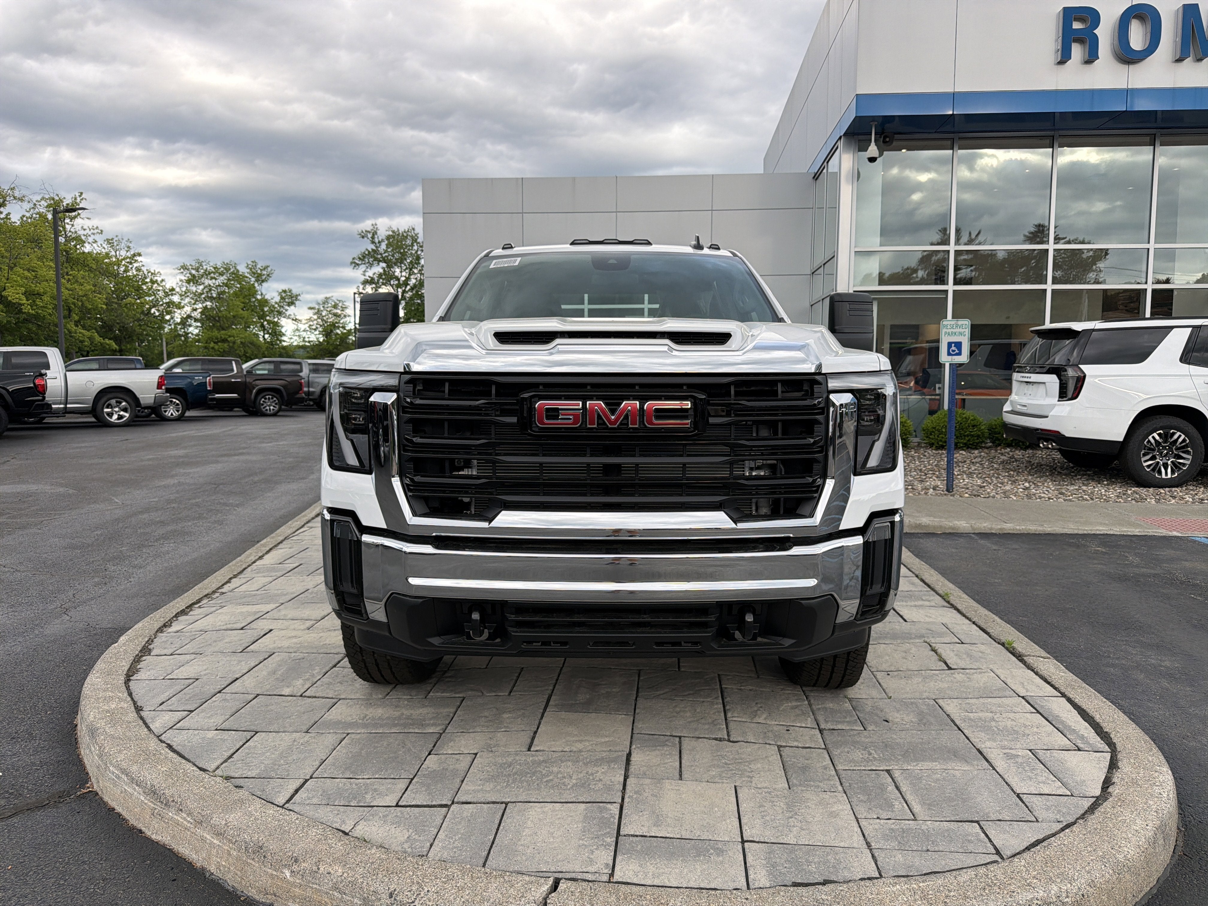 2026 GMC Sierra 2500 HD Pro