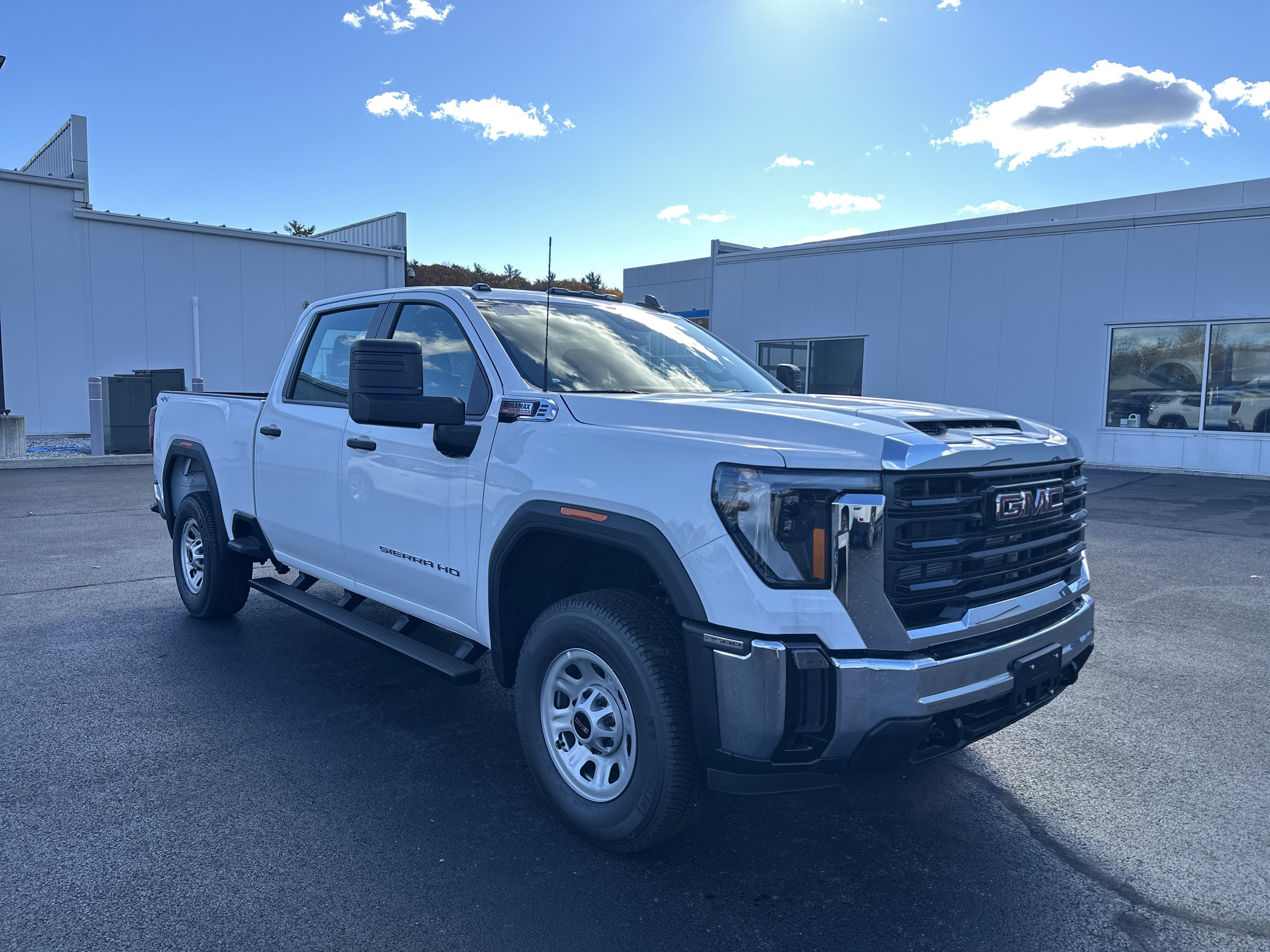 2025 GMC Sierra 2500 HD Pro