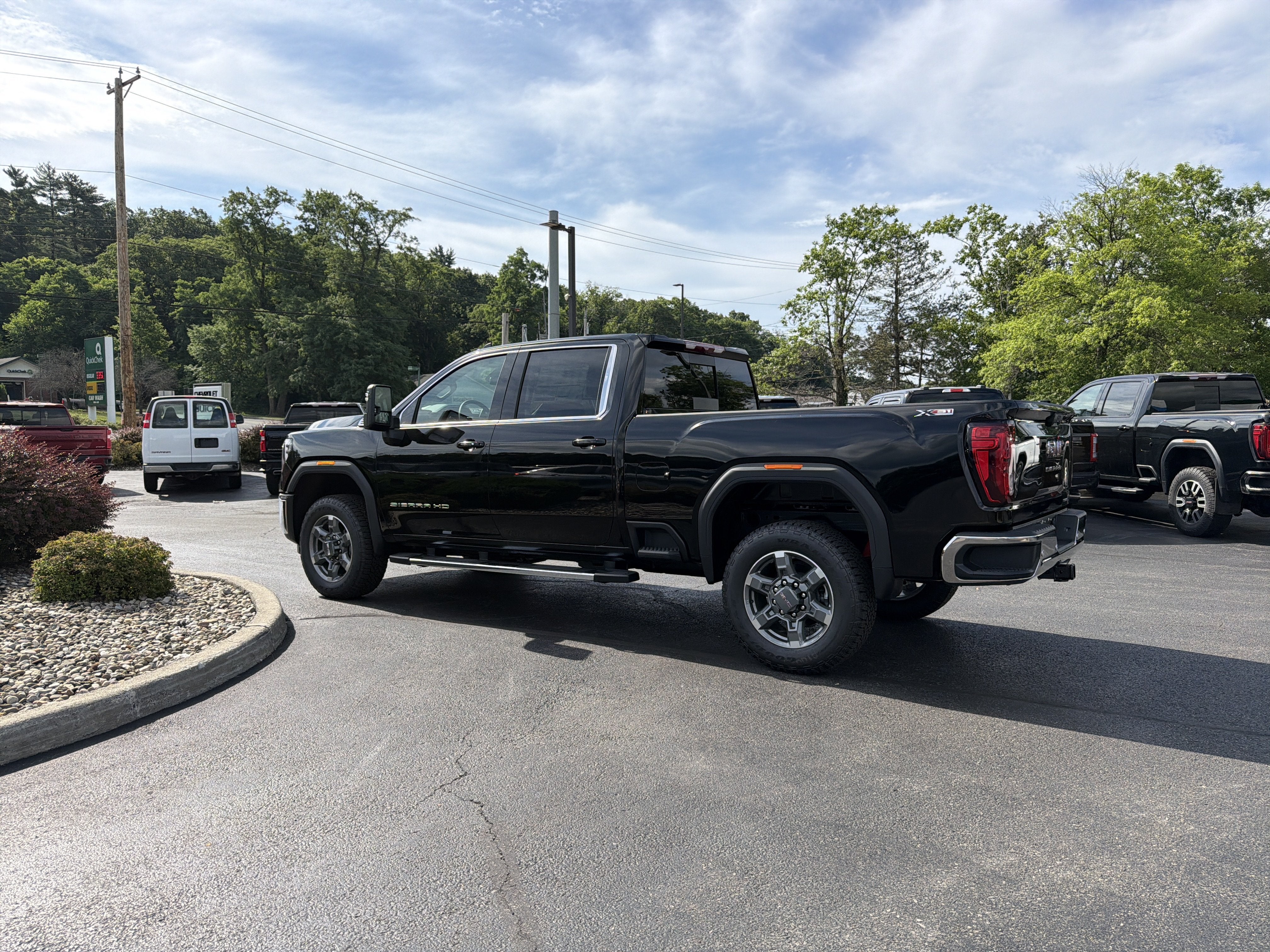 2026 GMC Sierra 2500 HD SLE