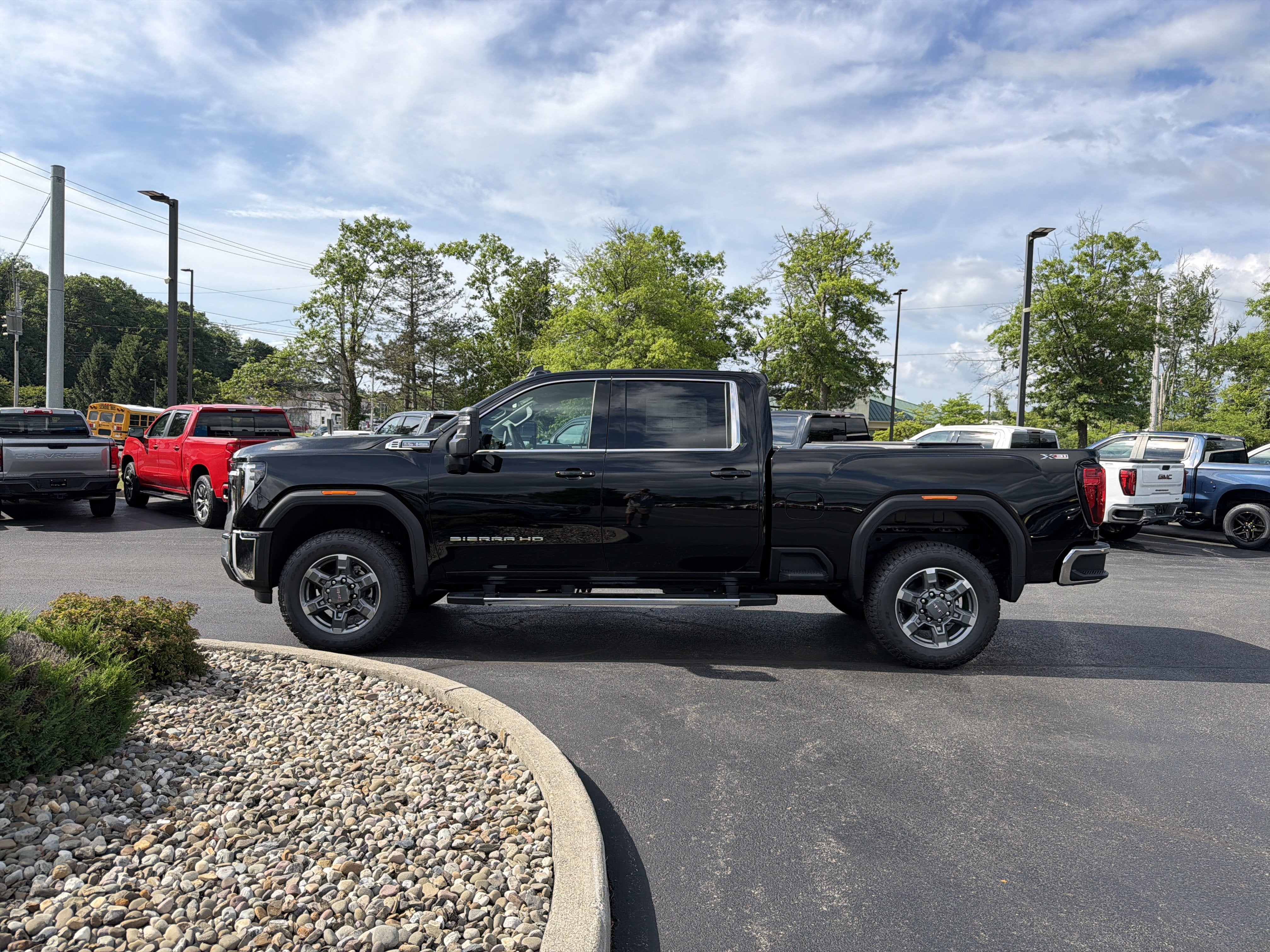 2026 GMC Sierra 2500 HD SLE