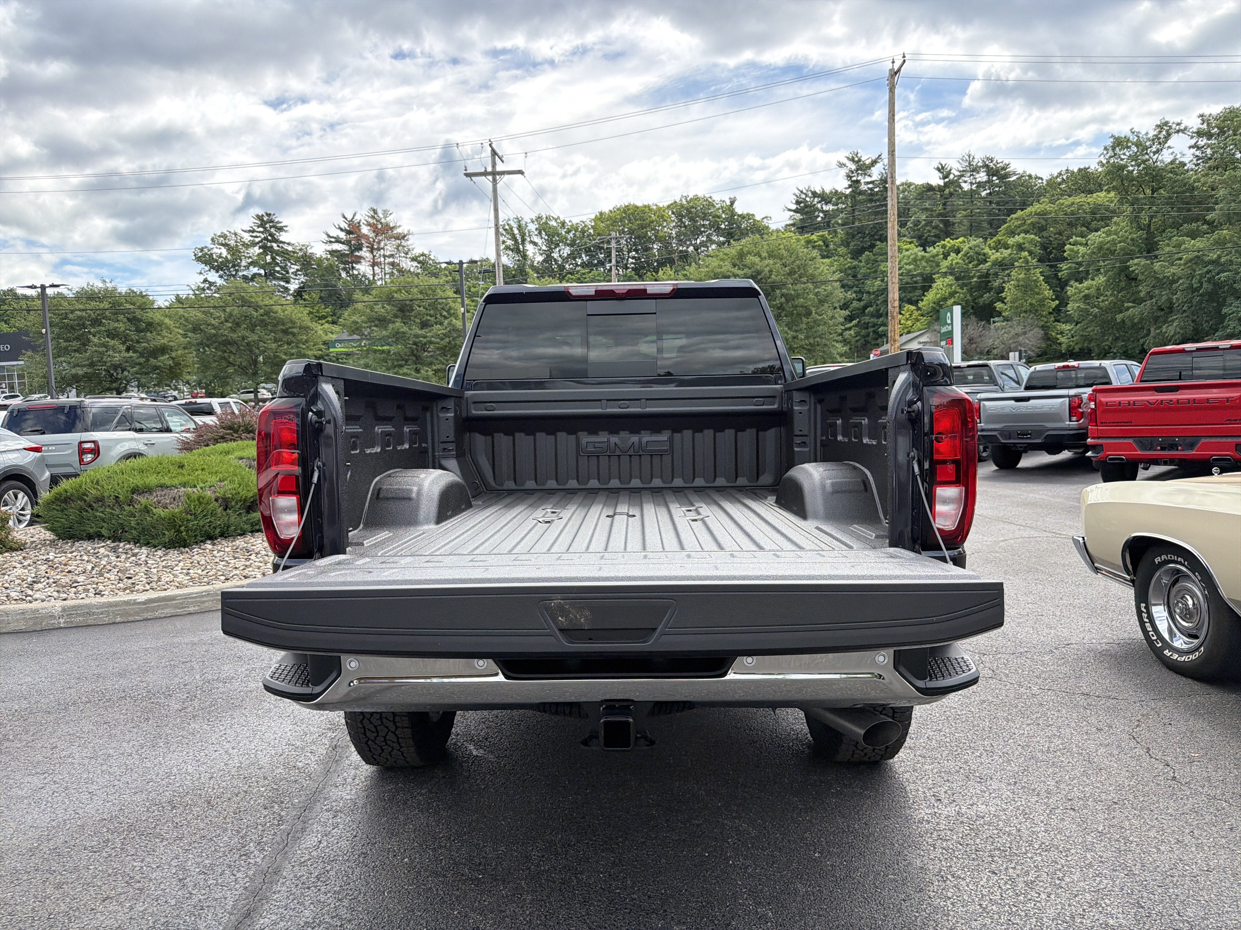 2026 GMC Sierra 2500 HD SLE