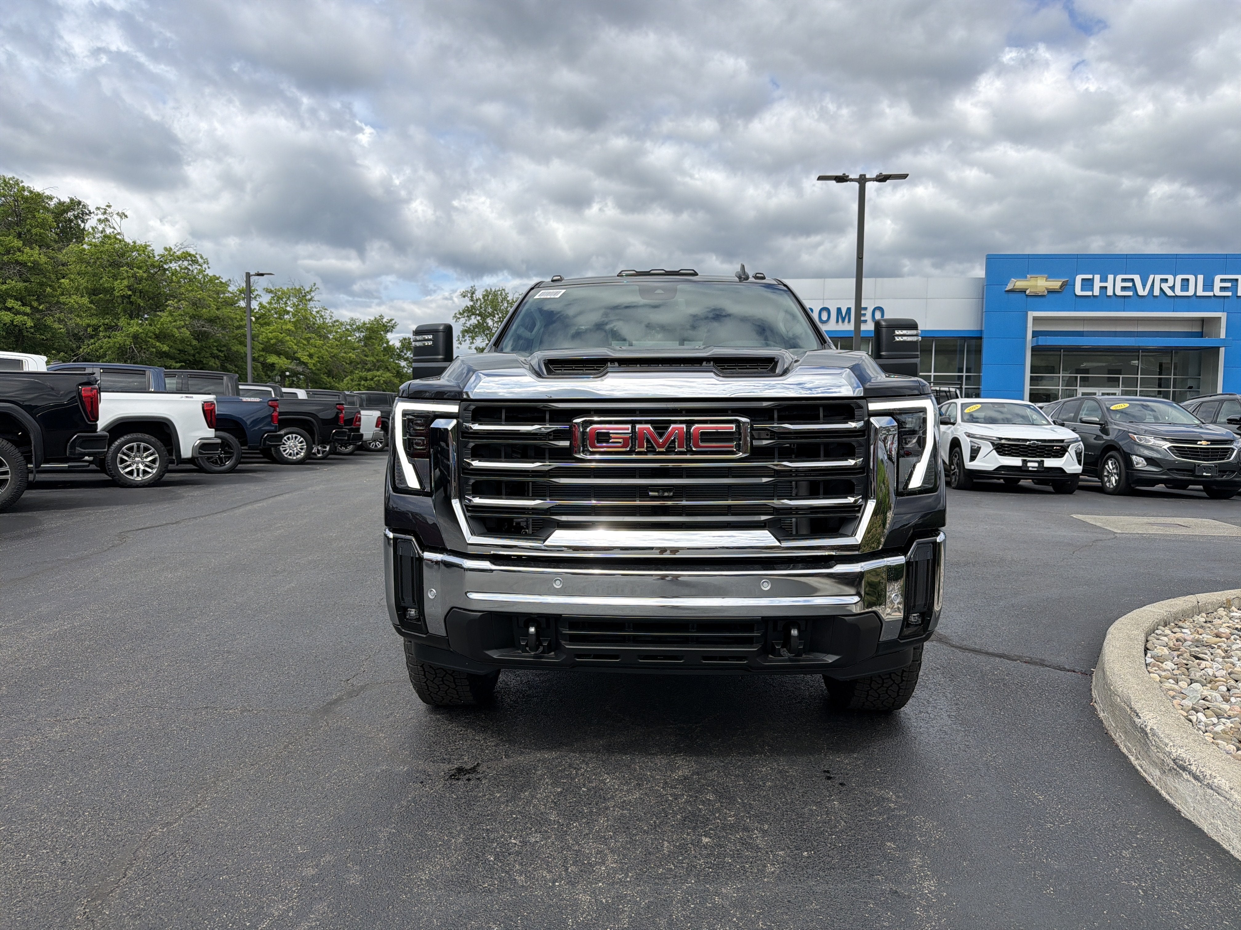 2026 GMC Sierra 2500 HD SLE