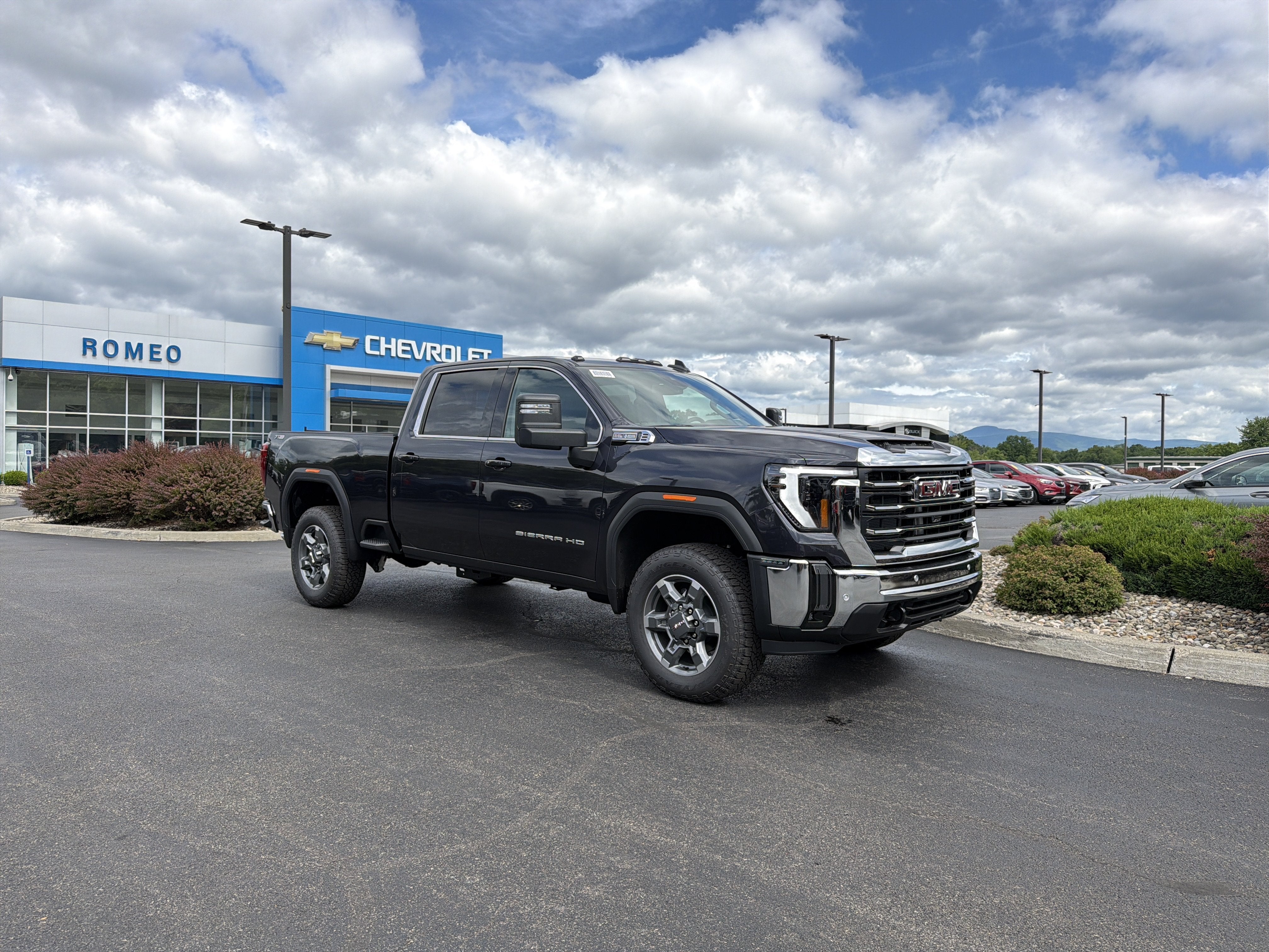 2026 GMC Sierra 2500 HD SLE