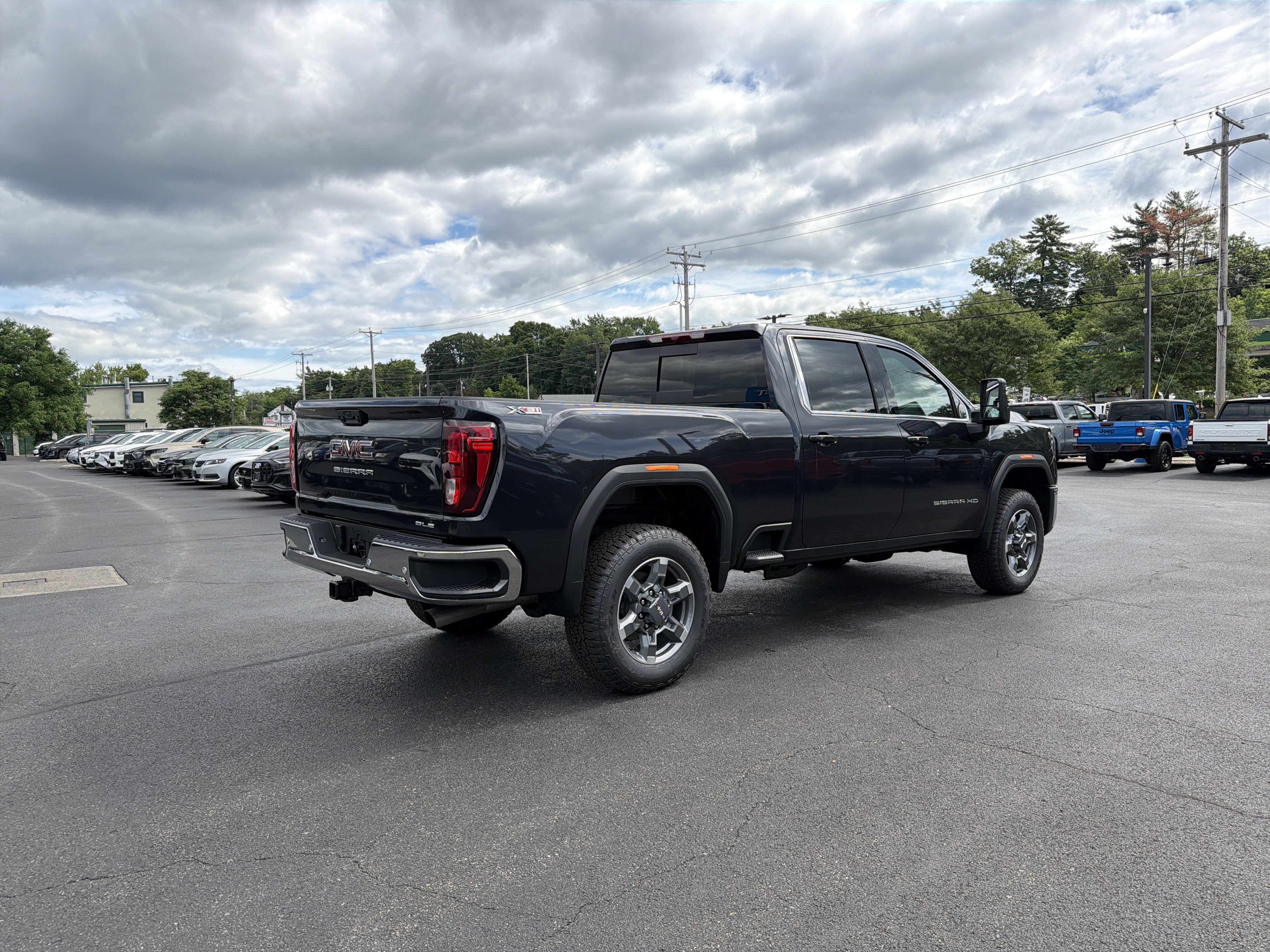 2026 GMC Sierra 2500 HD SLE