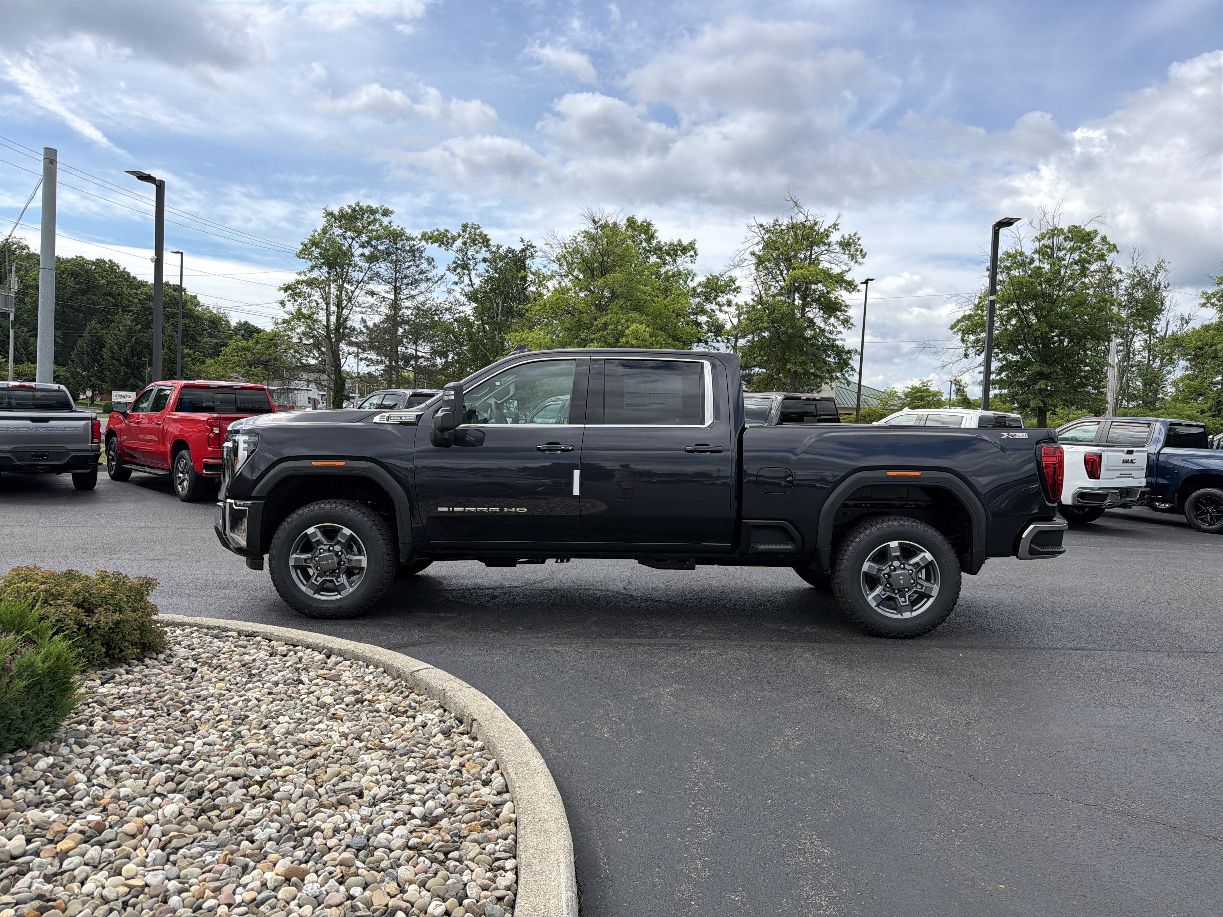 2026 GMC Sierra 2500 HD SLE