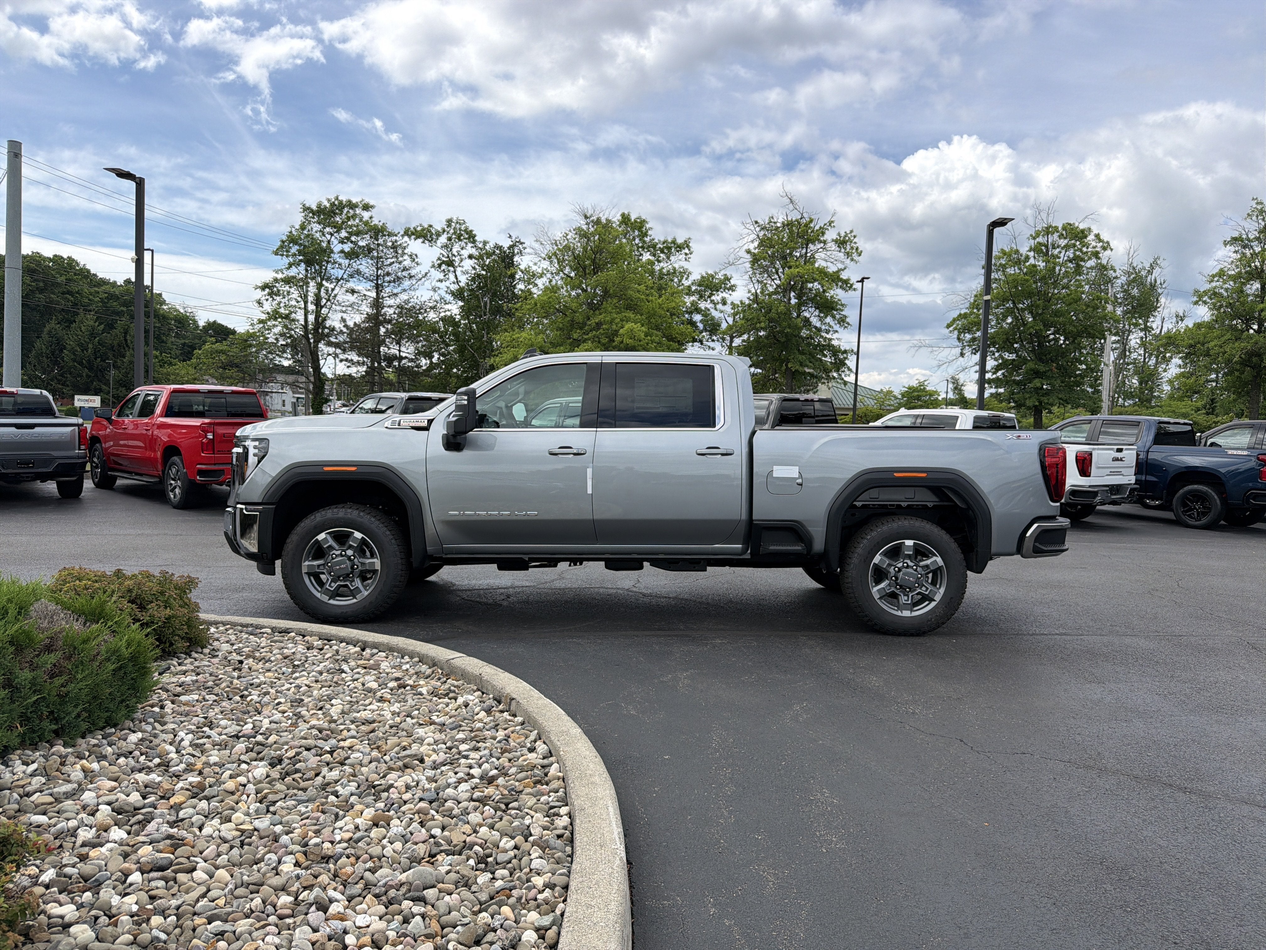 2026 GMC Sierra 2500 HD SLE
