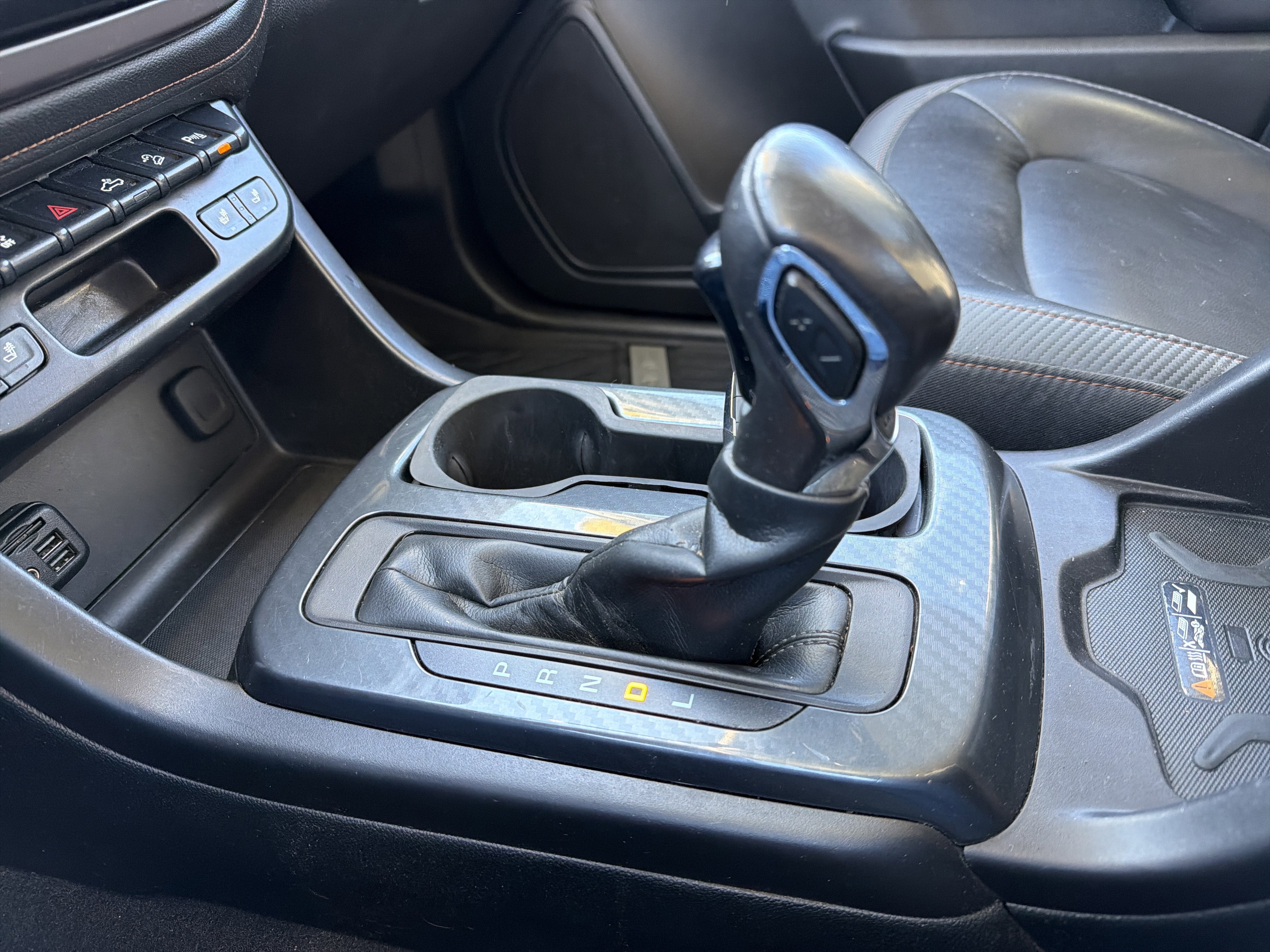 2022 GMC Canyon AT4 - Leather