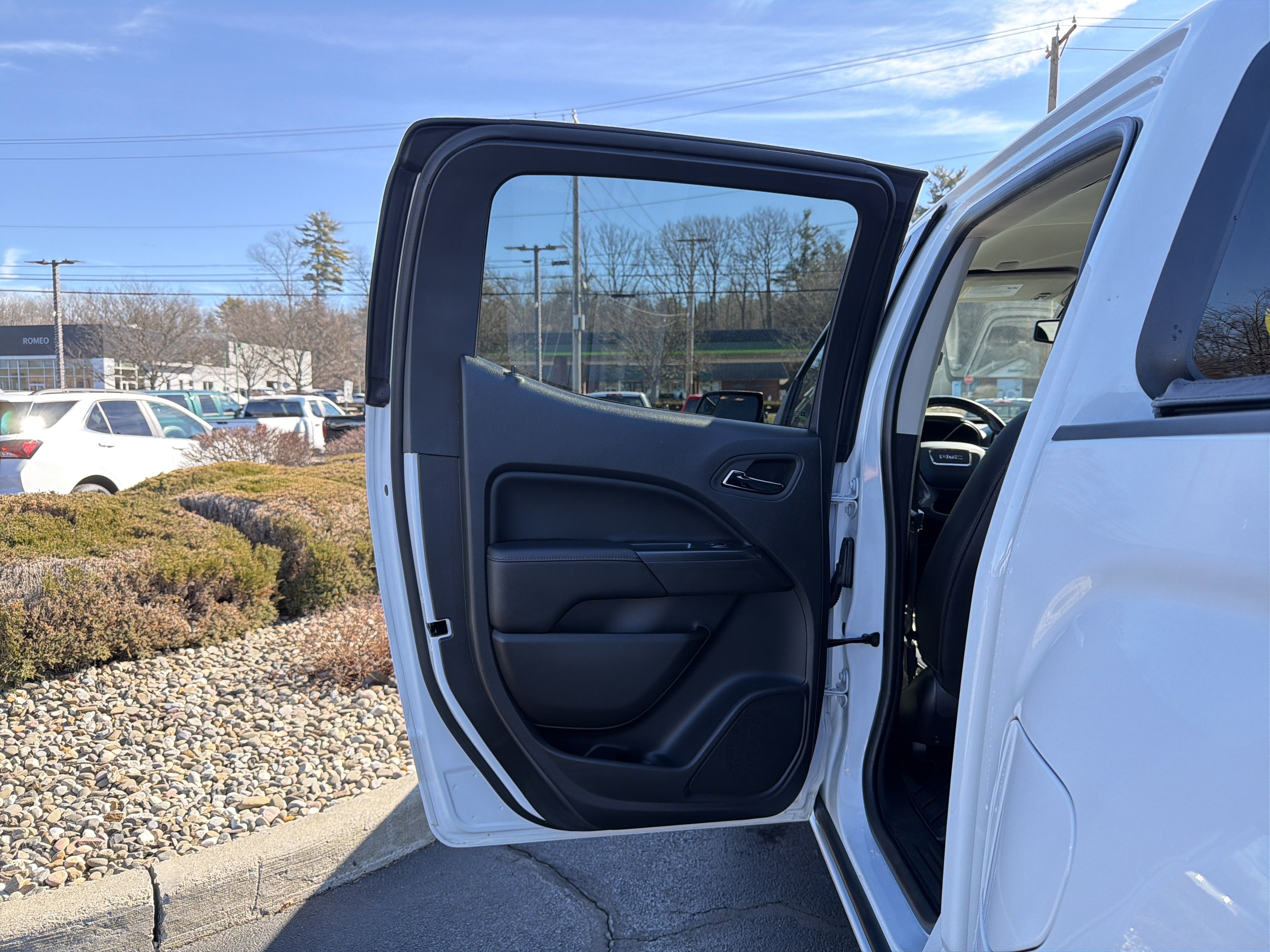 2022 GMC Canyon AT4 - Leather