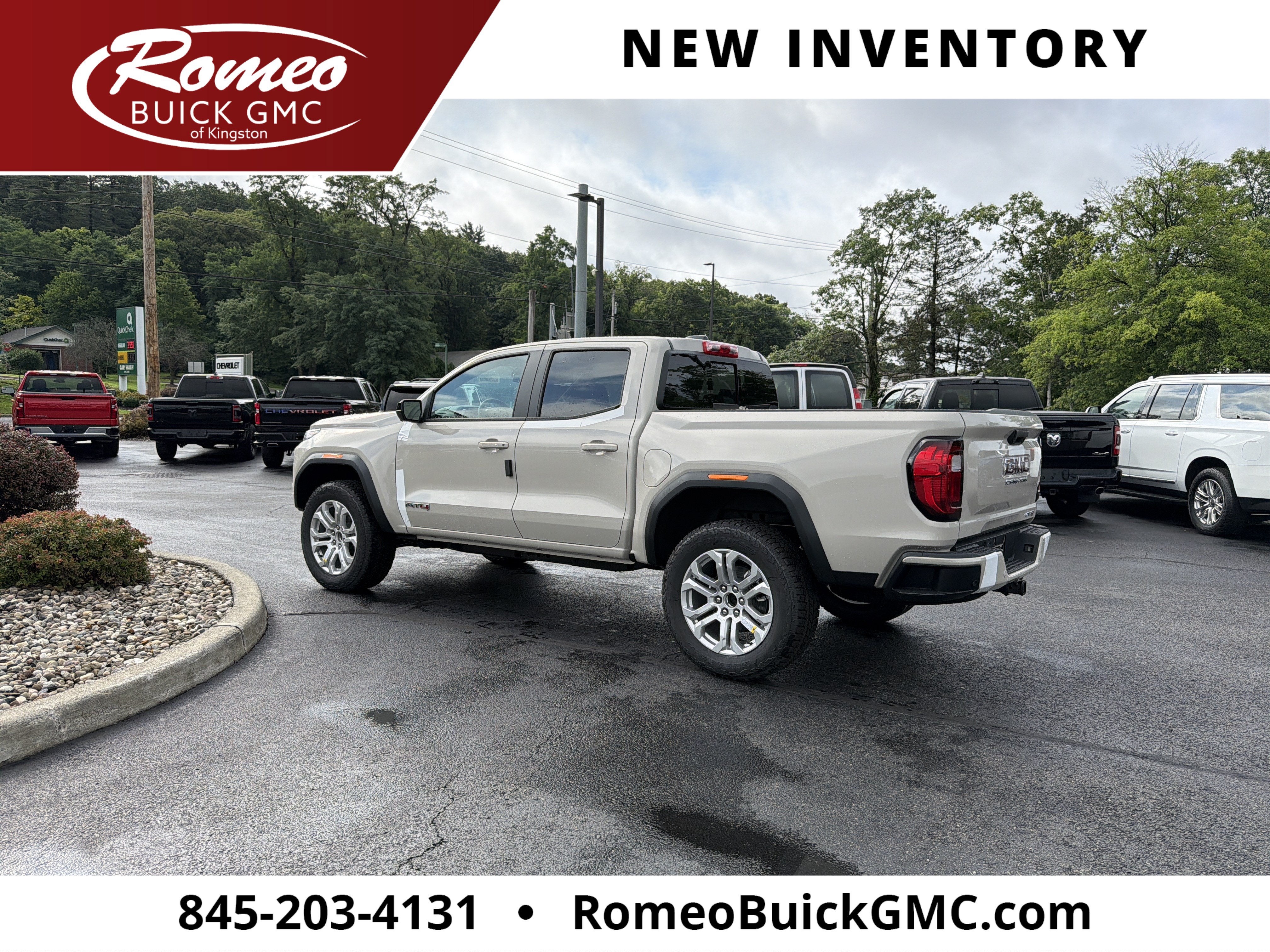 2026 GMC Canyon AT4 - Photo 8