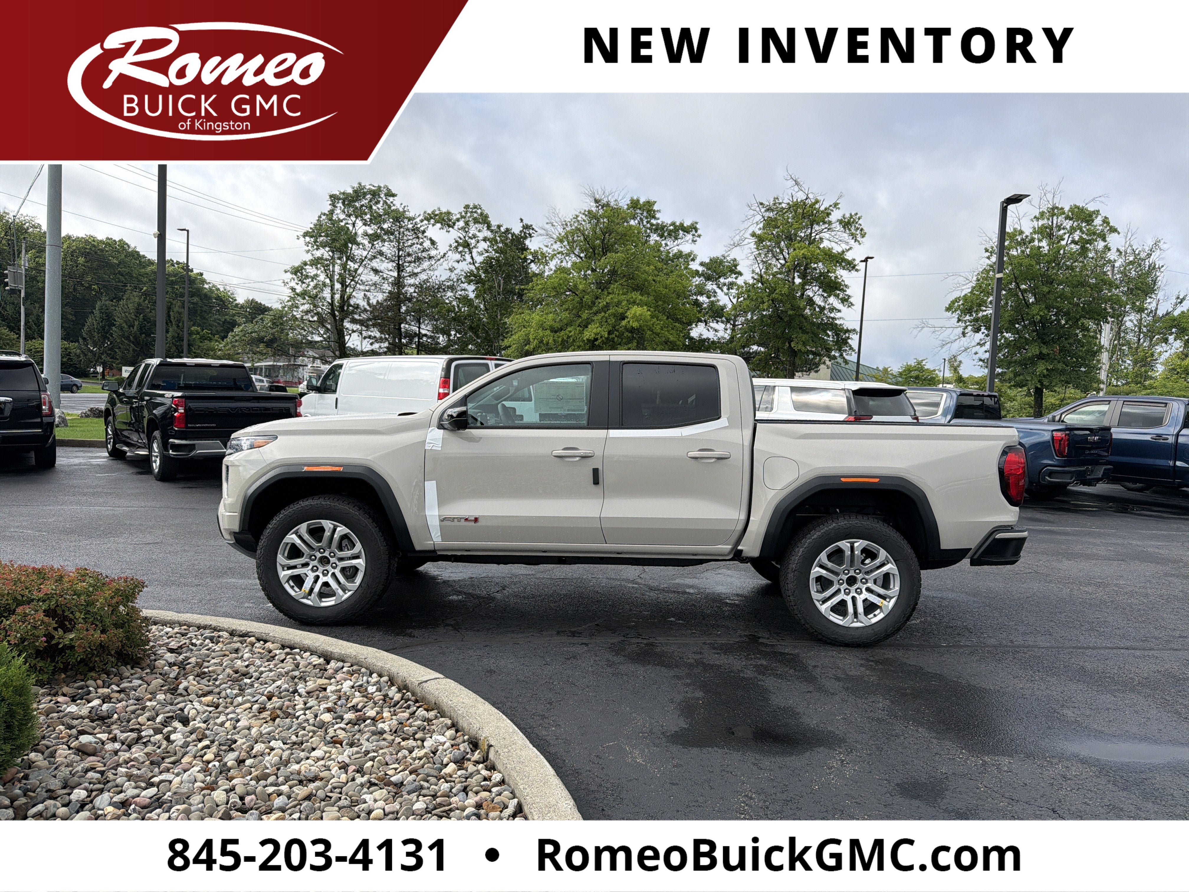 2026 GMC Canyon AT4 - Photo 9
