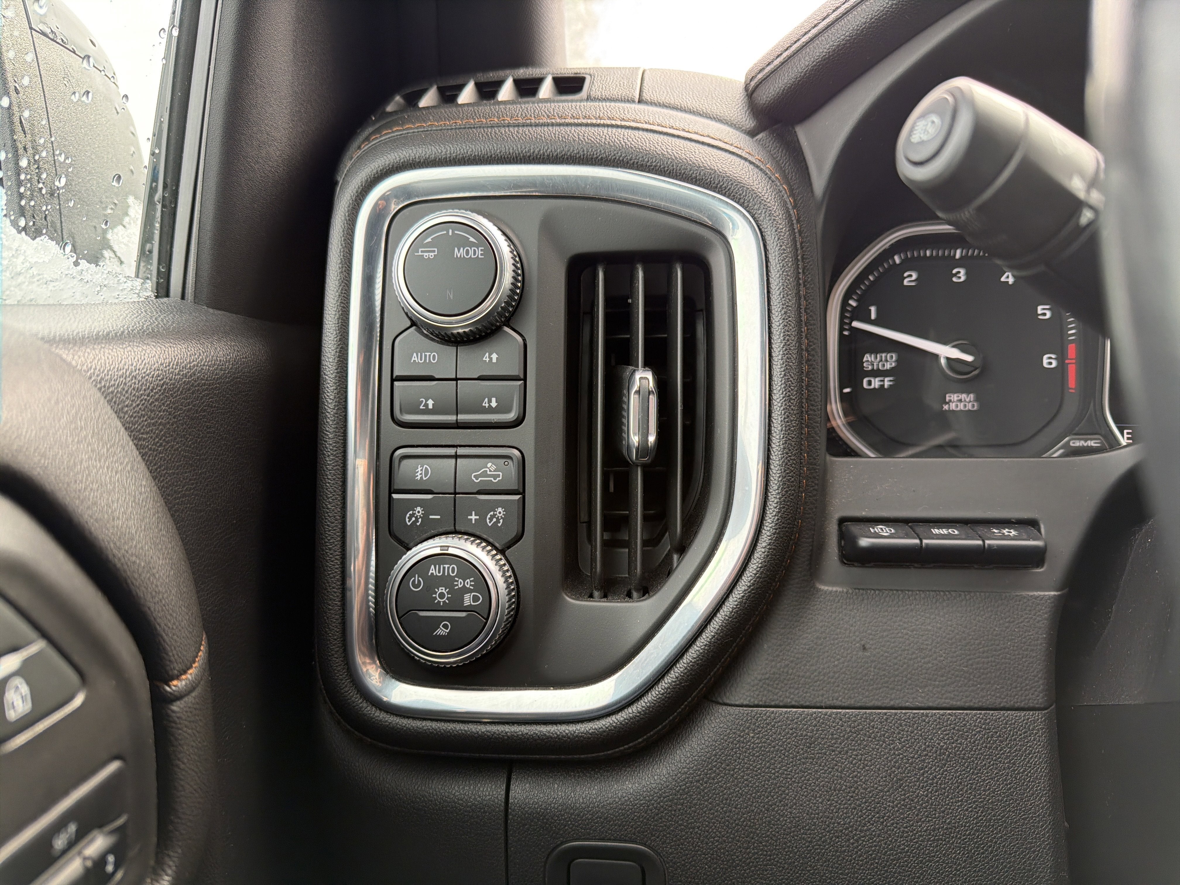 2020 GMC Sierra 1500 AT4