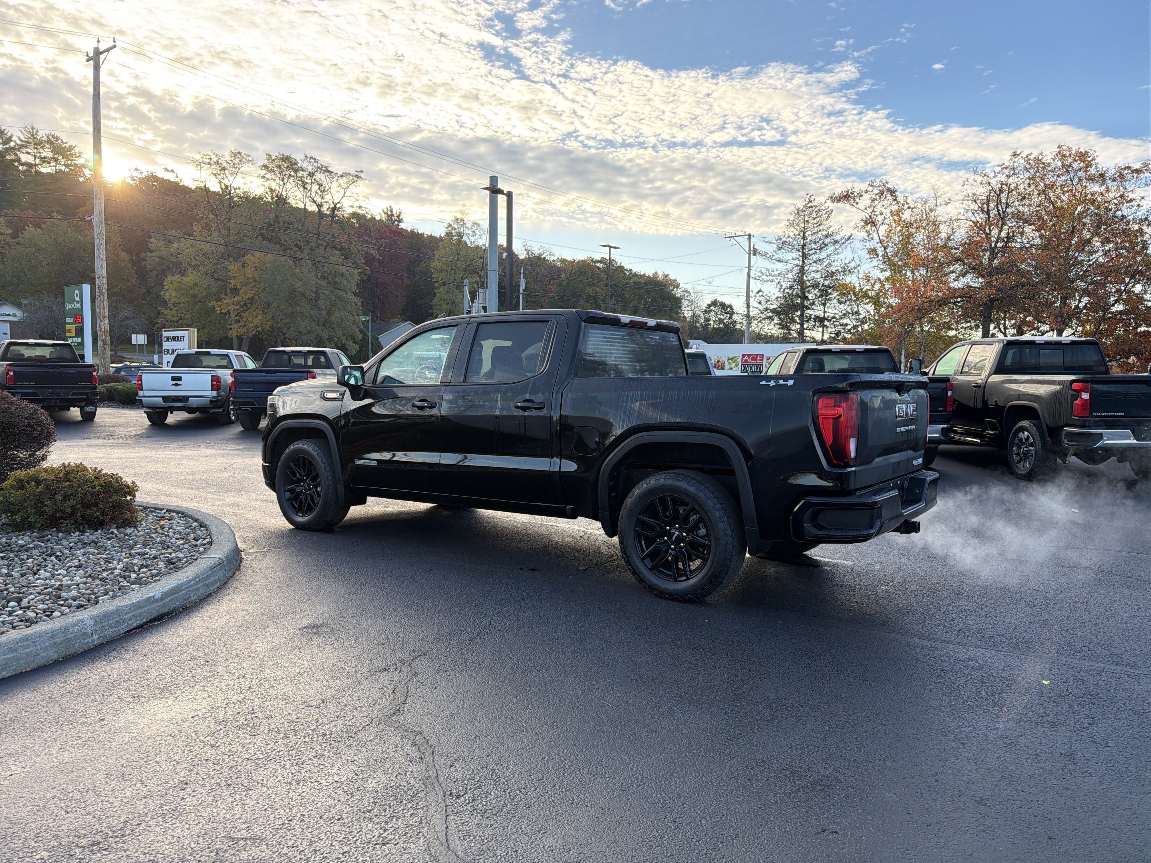 2024 GMC Sierra 1500 Elevation