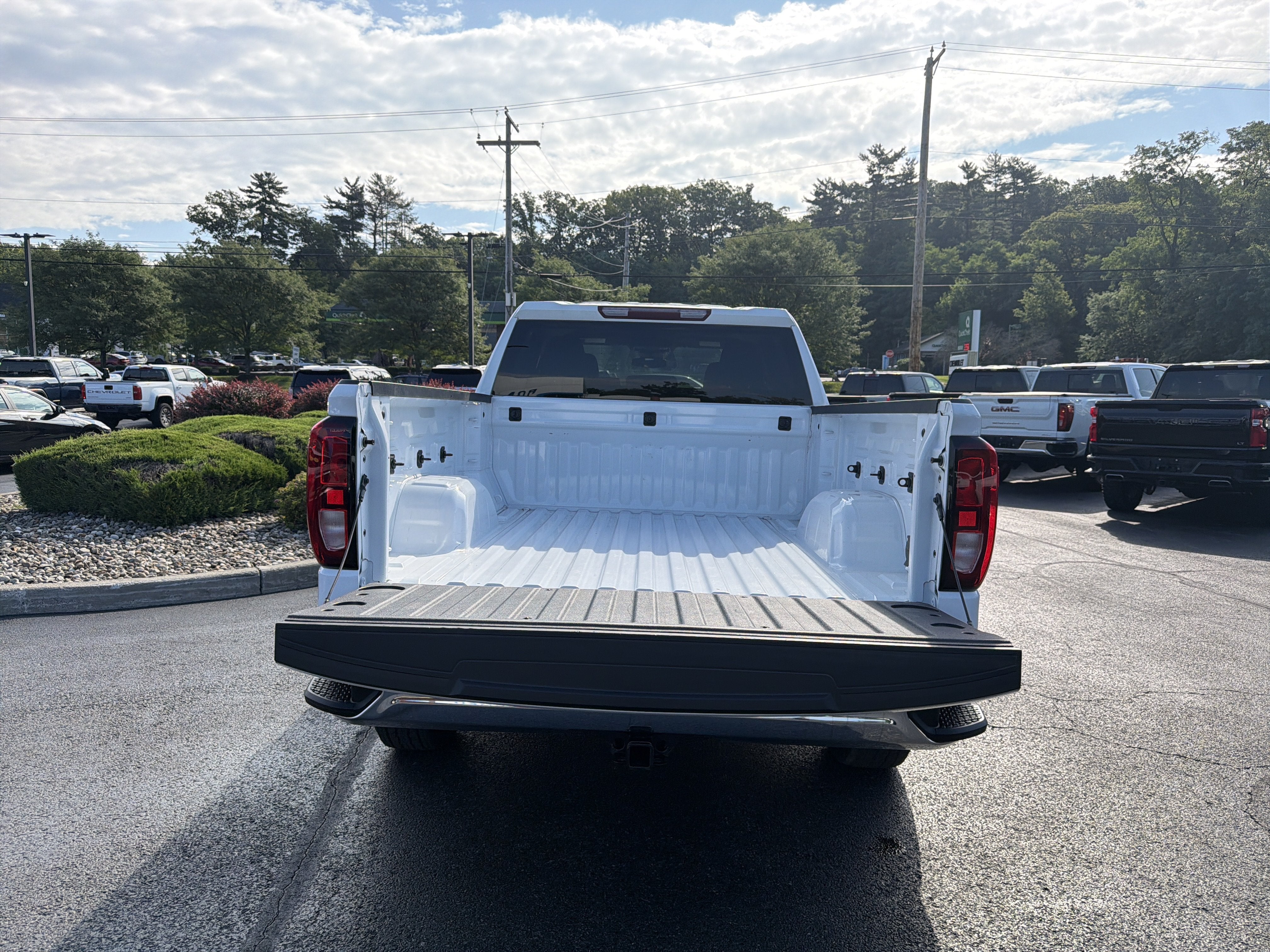 2023 GMC Sierra 1500 Pro