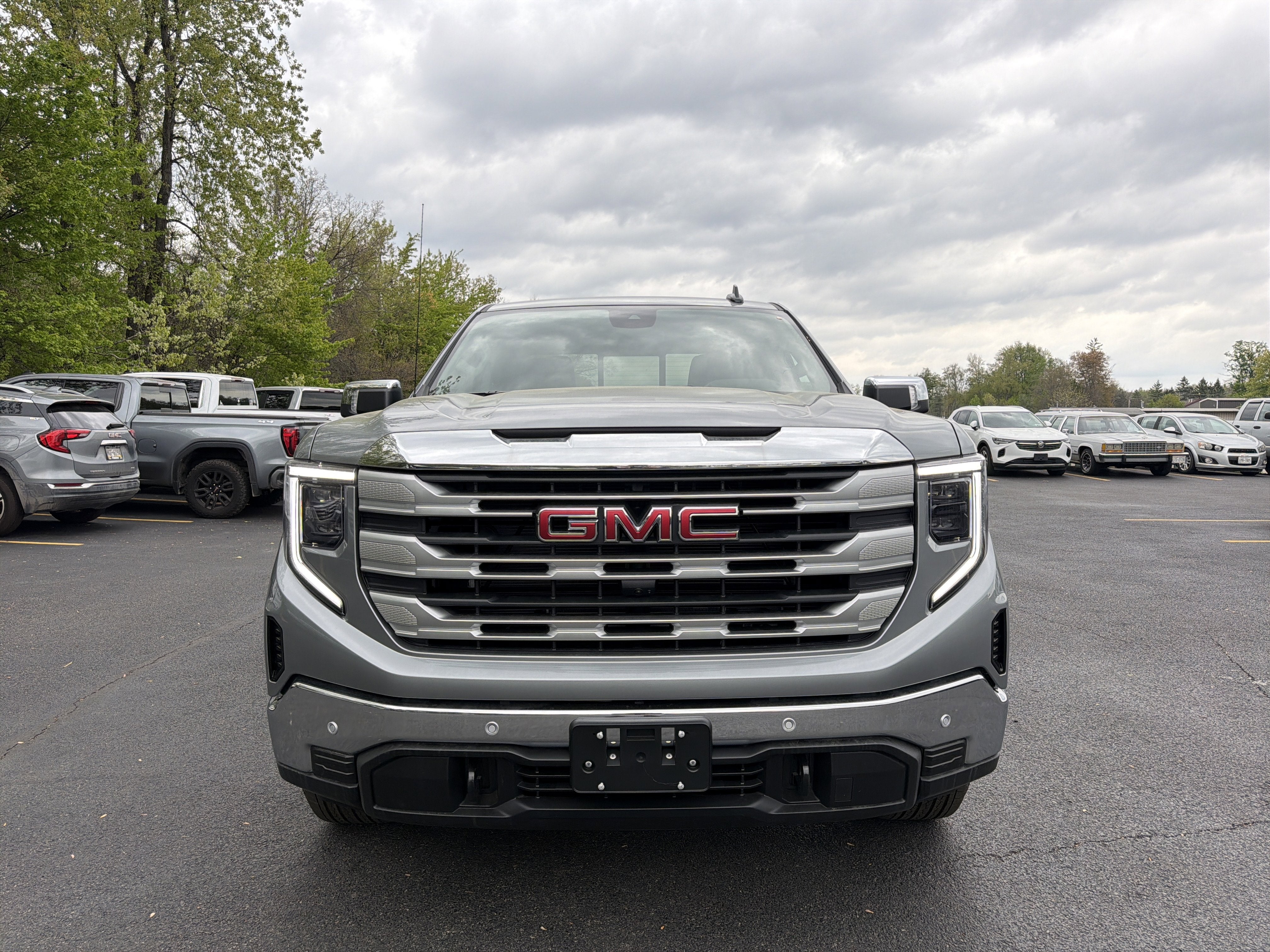 2026 GMC Sierra 1500 SLE