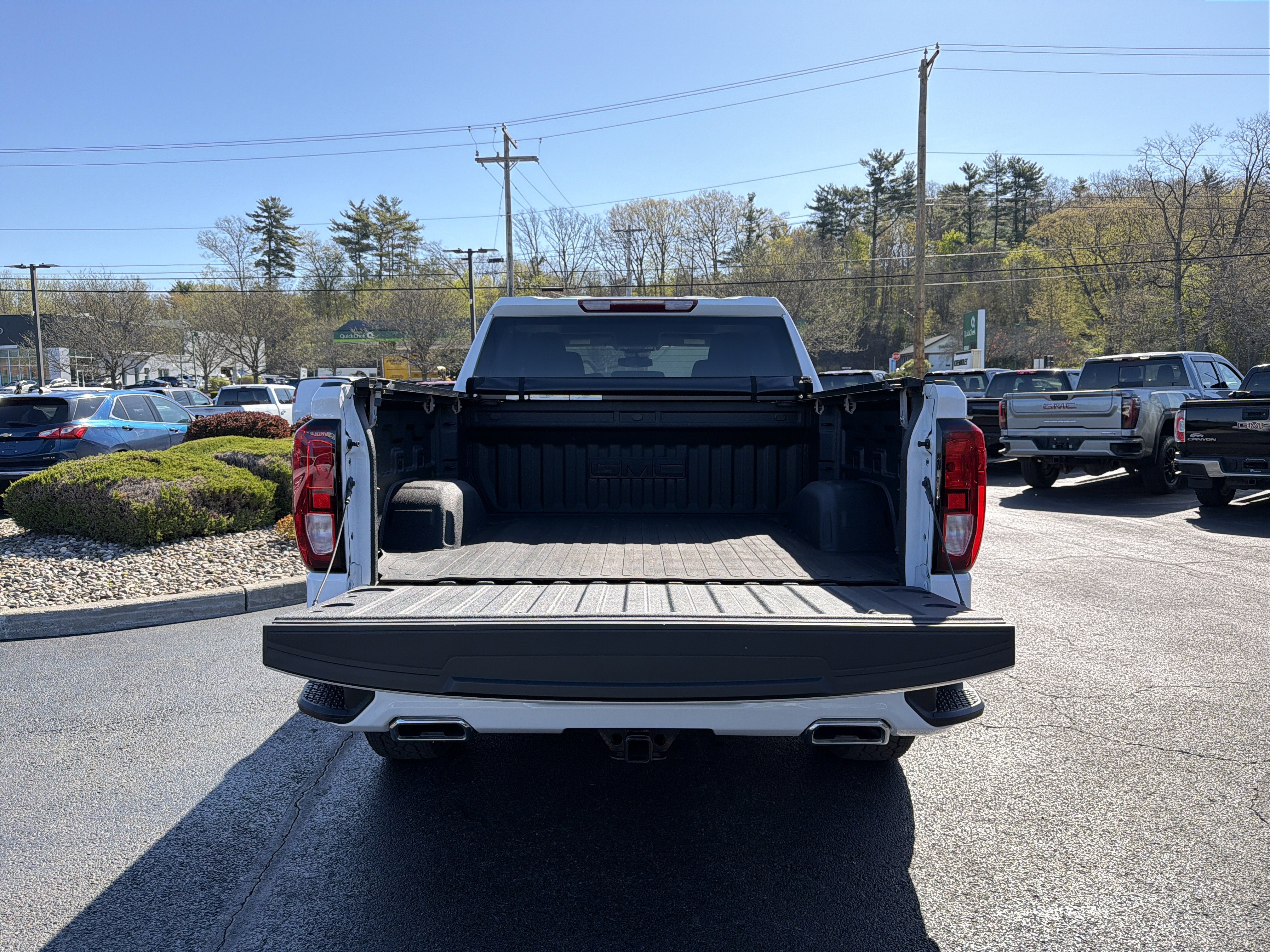 2023 GMC Sierra 1500 Elevation