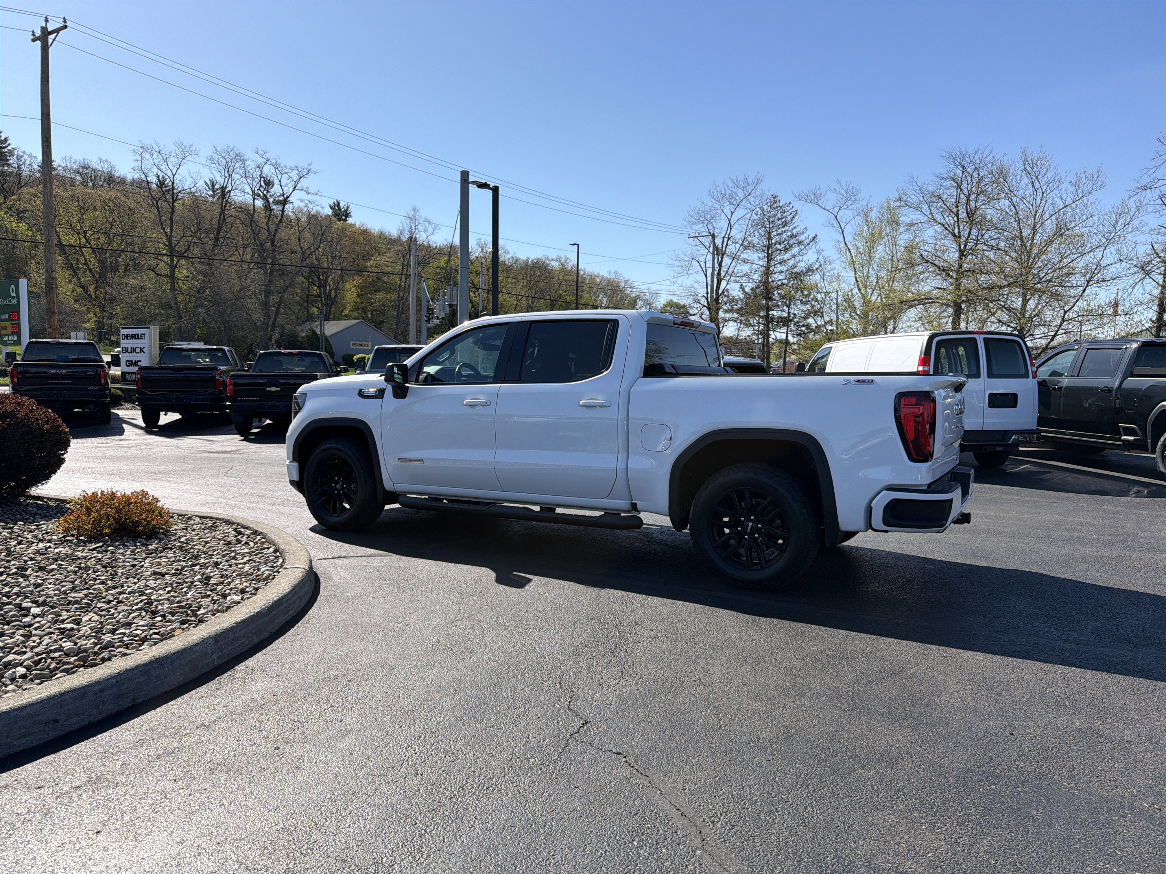 2023 GMC Sierra 1500 Elevation