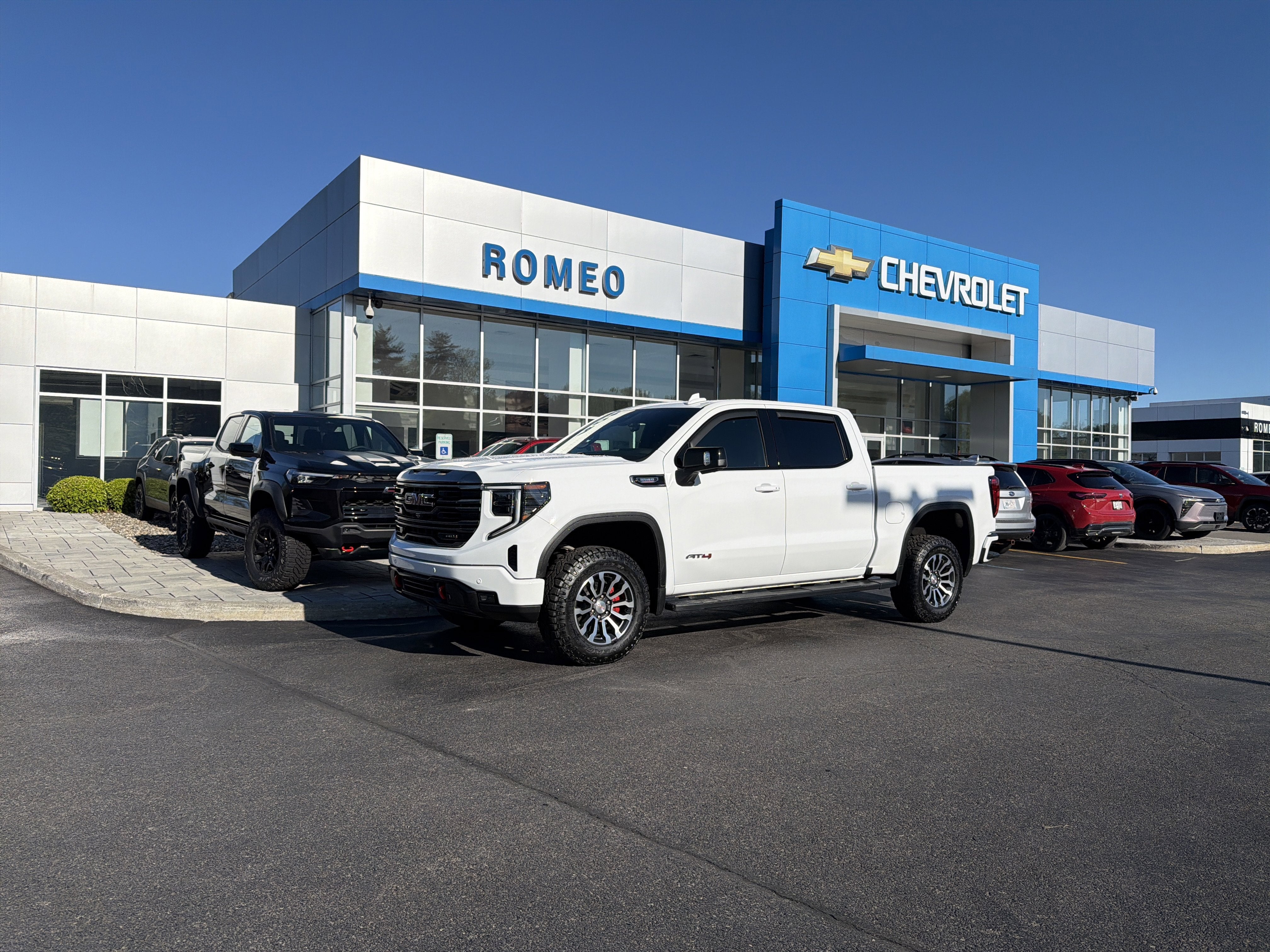 2023 GMC Sierra 1500 AT4