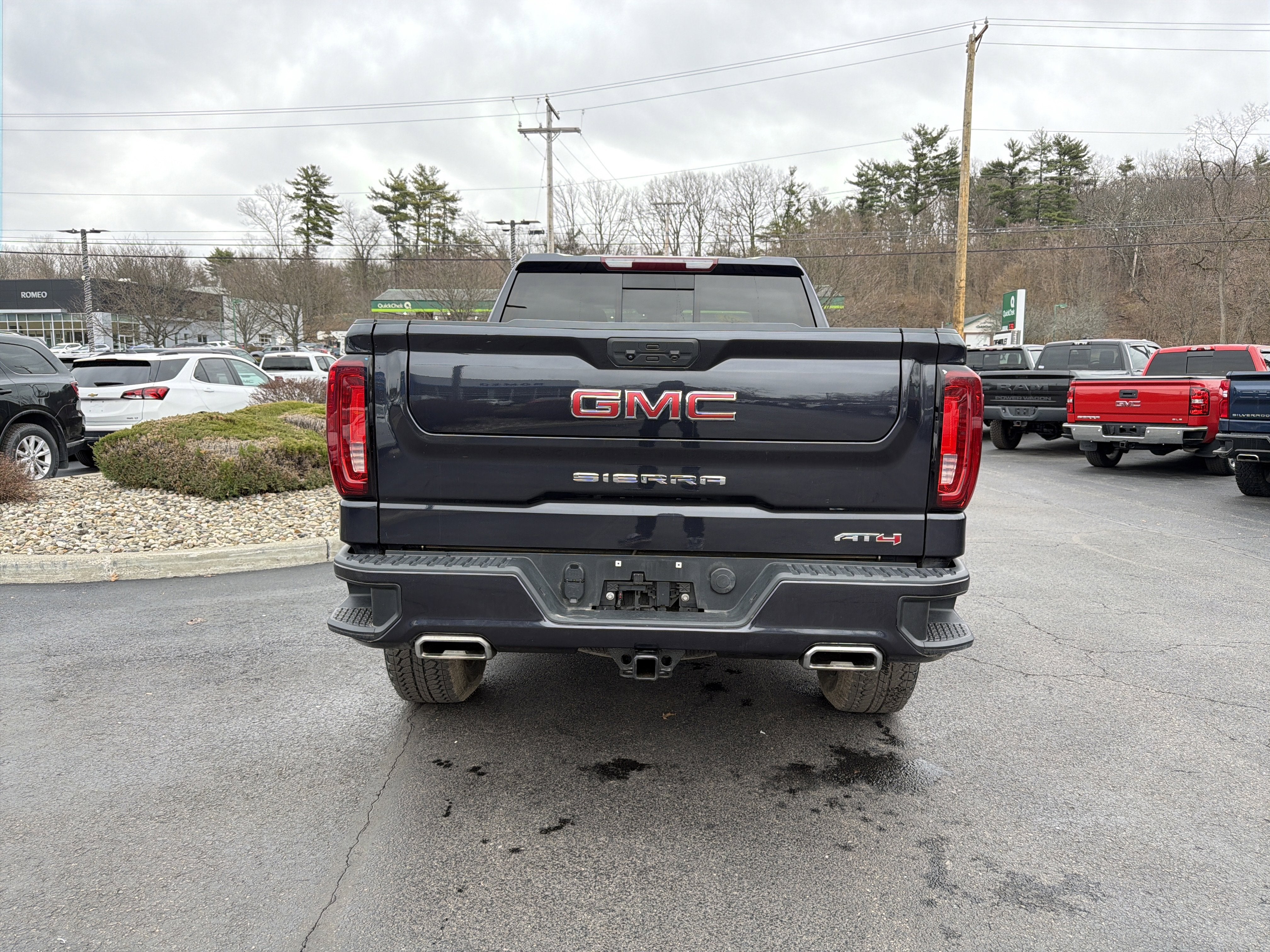 2022 GMC Sierra 1500 AT4