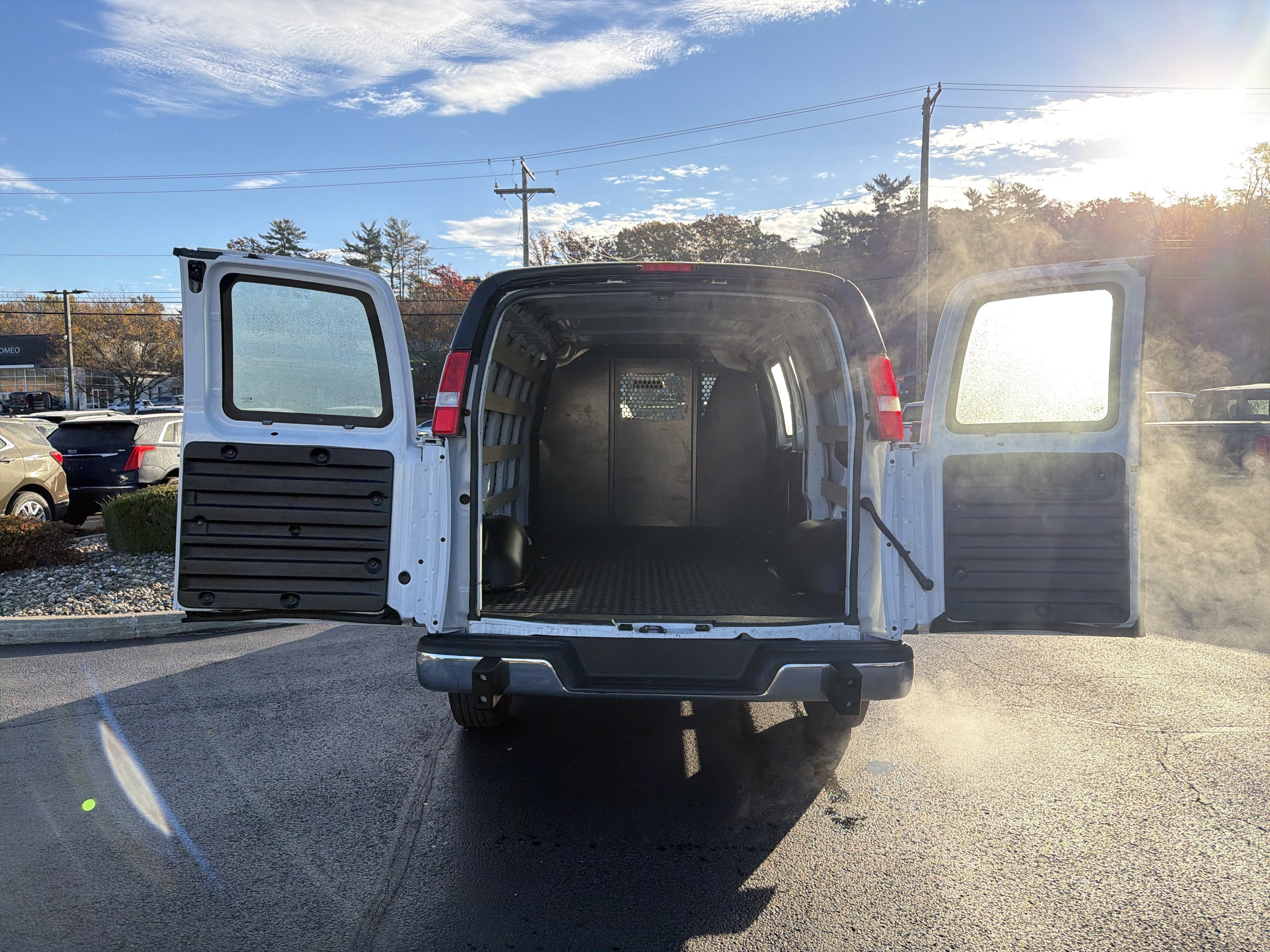 2025 GMC Savana Cargo Work Van