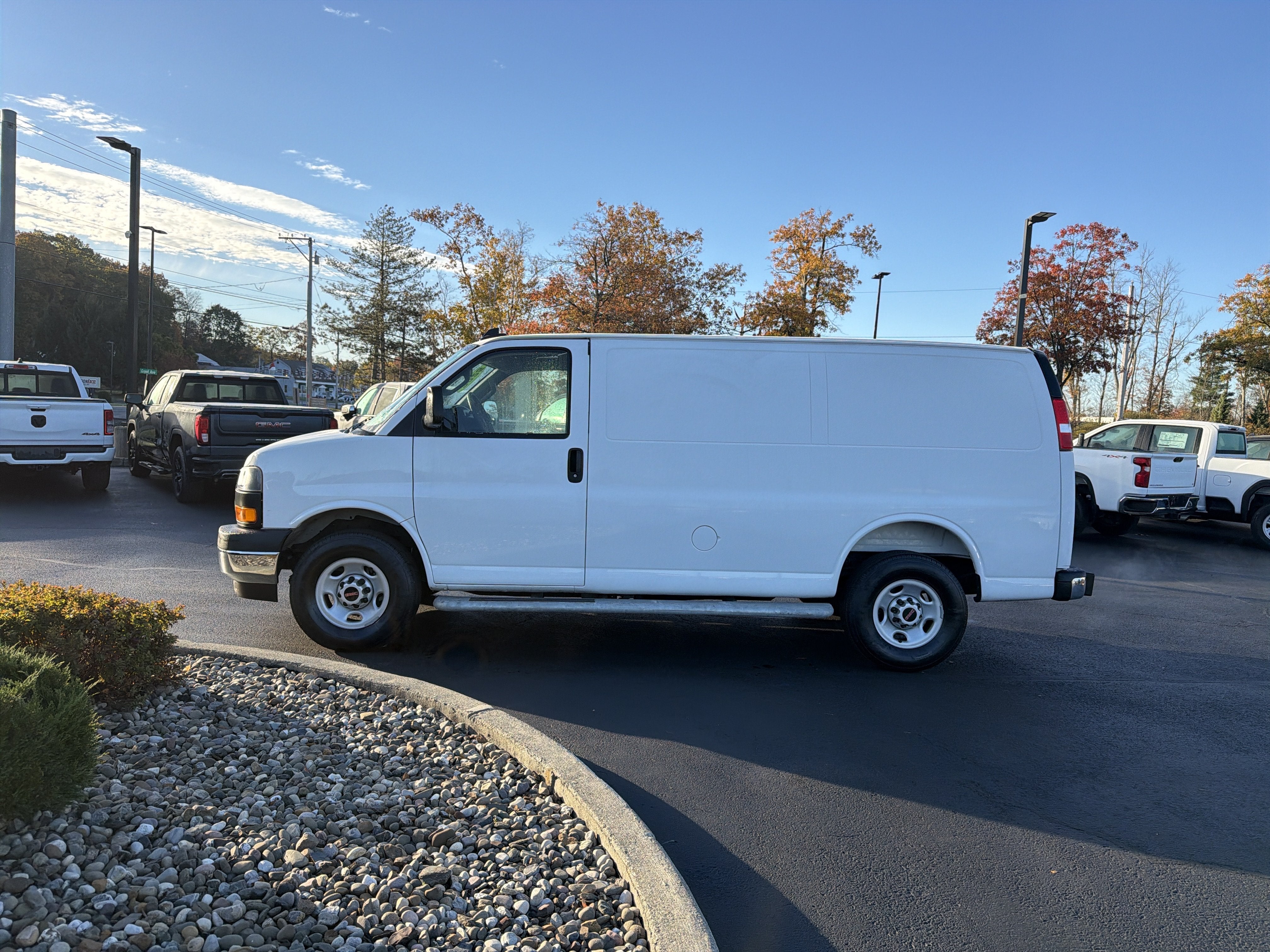 2025 GMC Savana Cargo Work Van