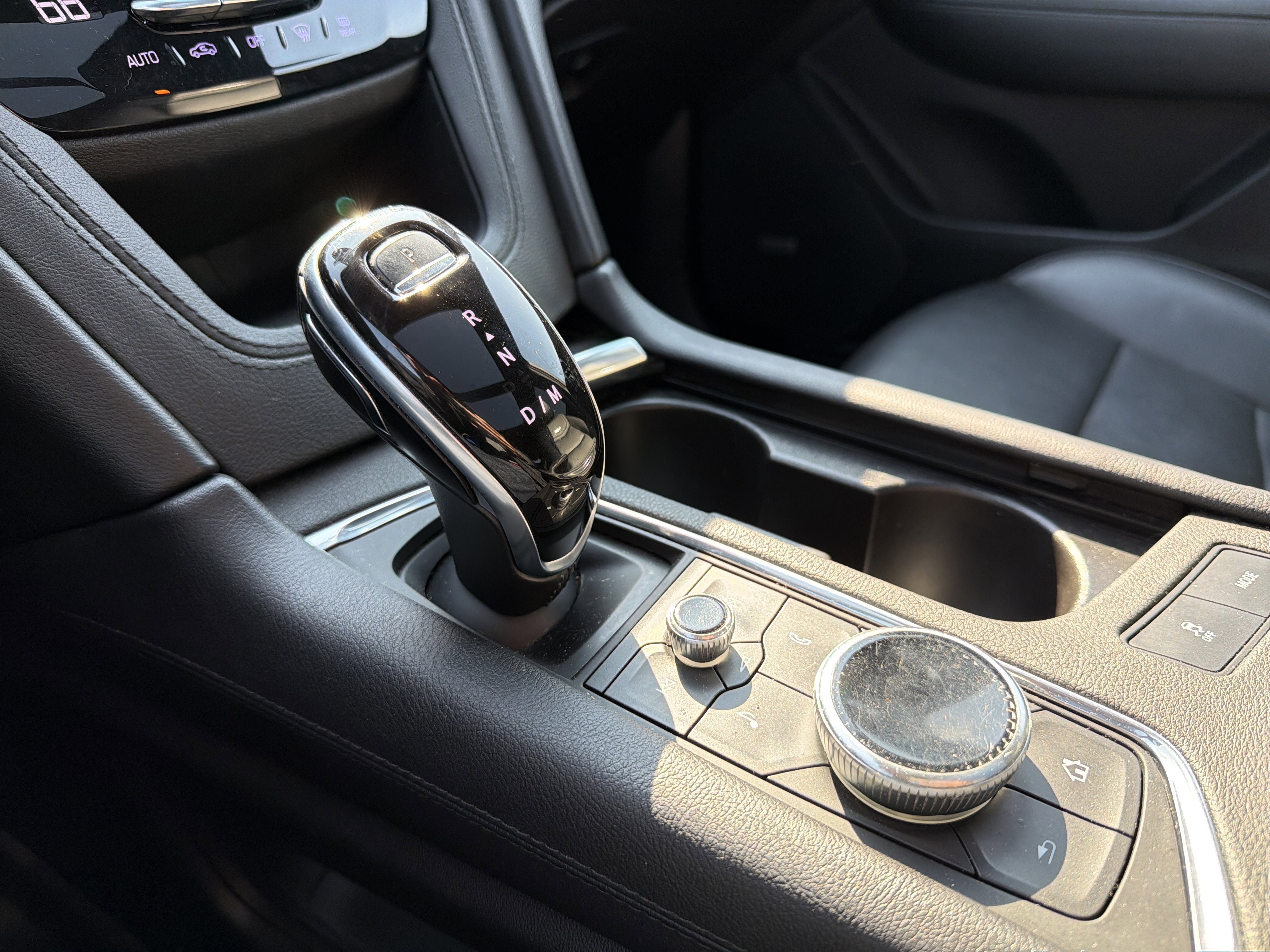 2020 Cadillac XT5 Sport