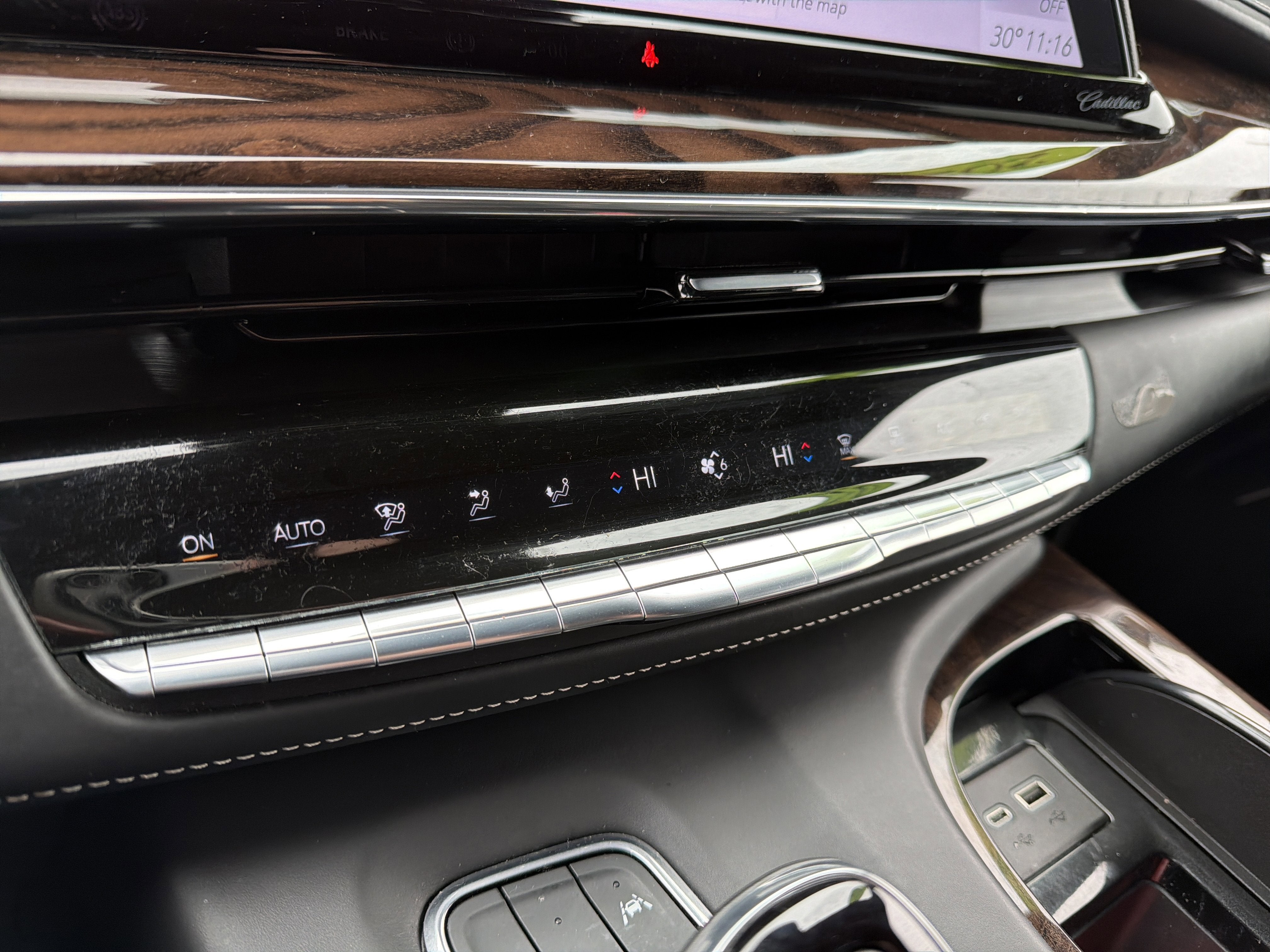 2022 Cadillac Escalade Sport Platinum