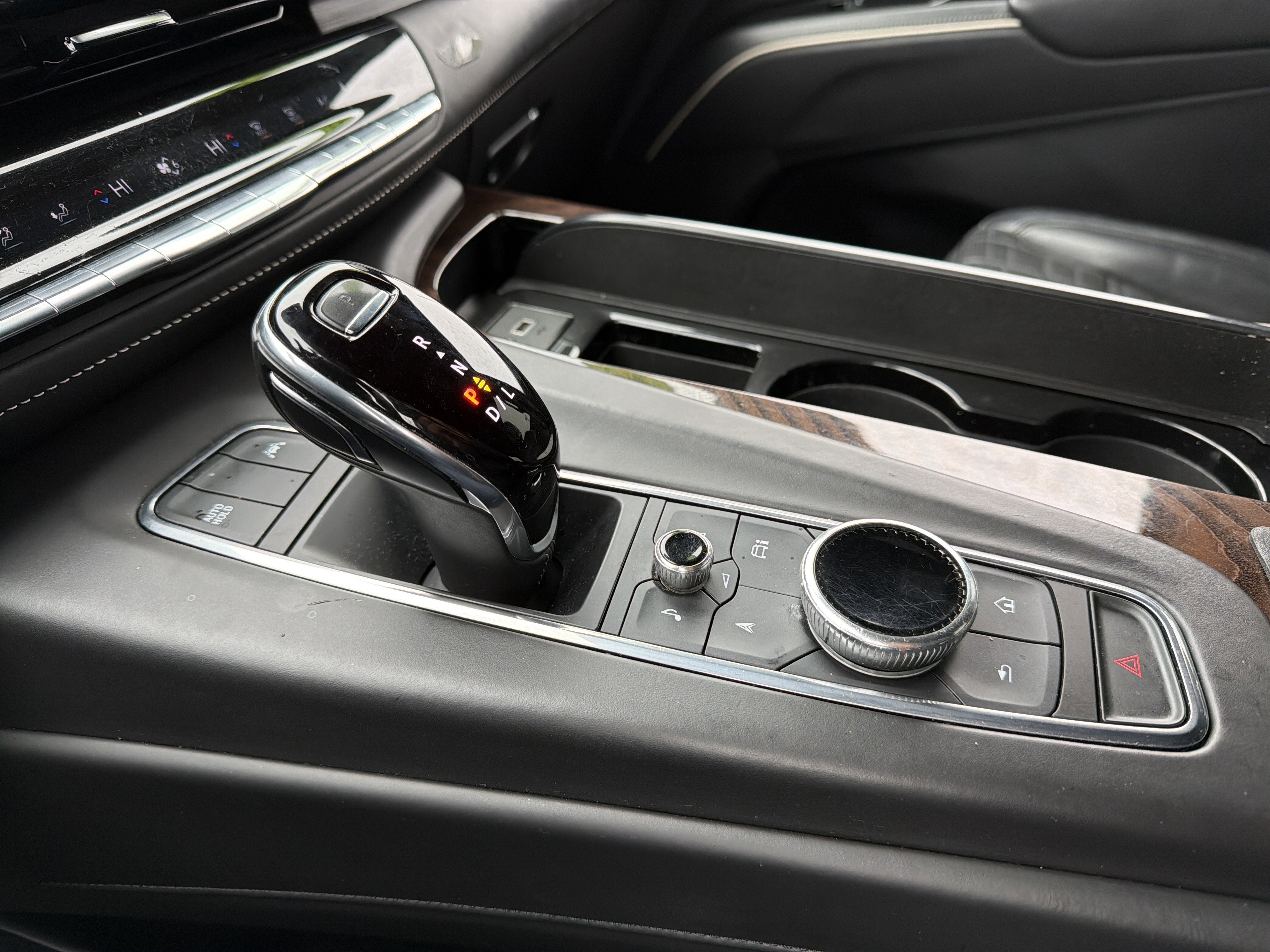 2022 Cadillac Escalade Sport Platinum