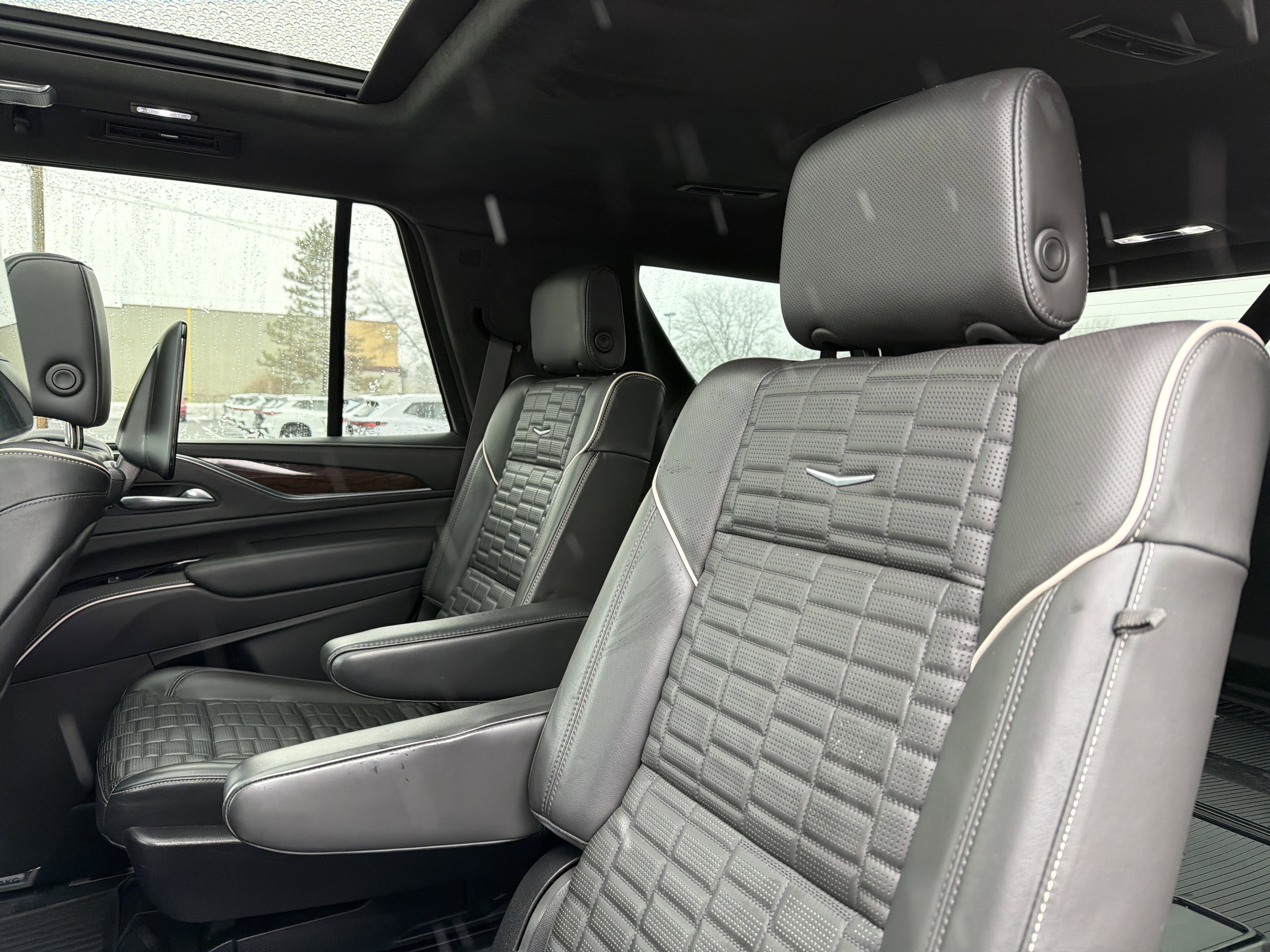 2022 Cadillac Escalade Sport Platinum