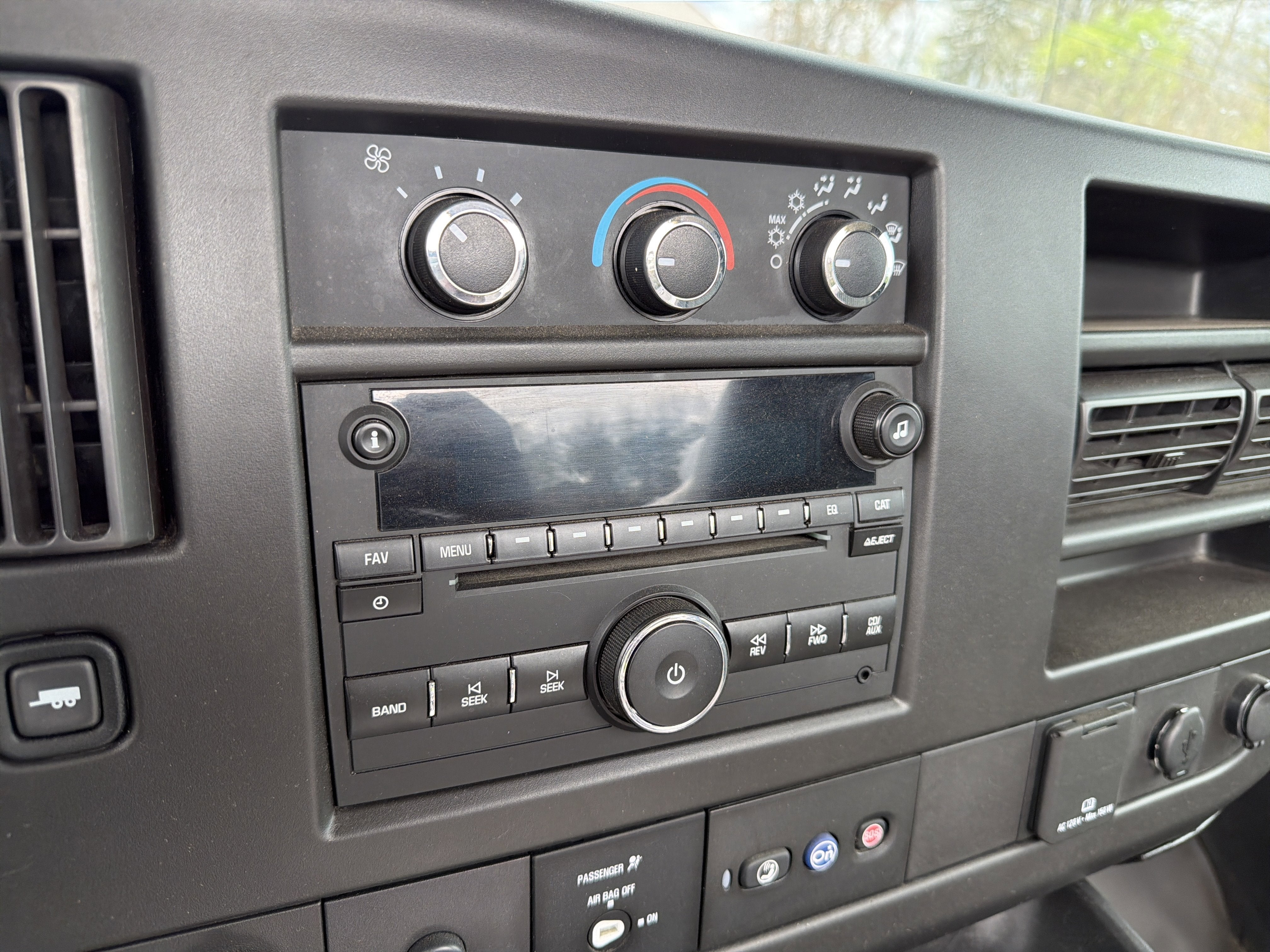 2021 Chevrolet Express Cutaway 4500 Van