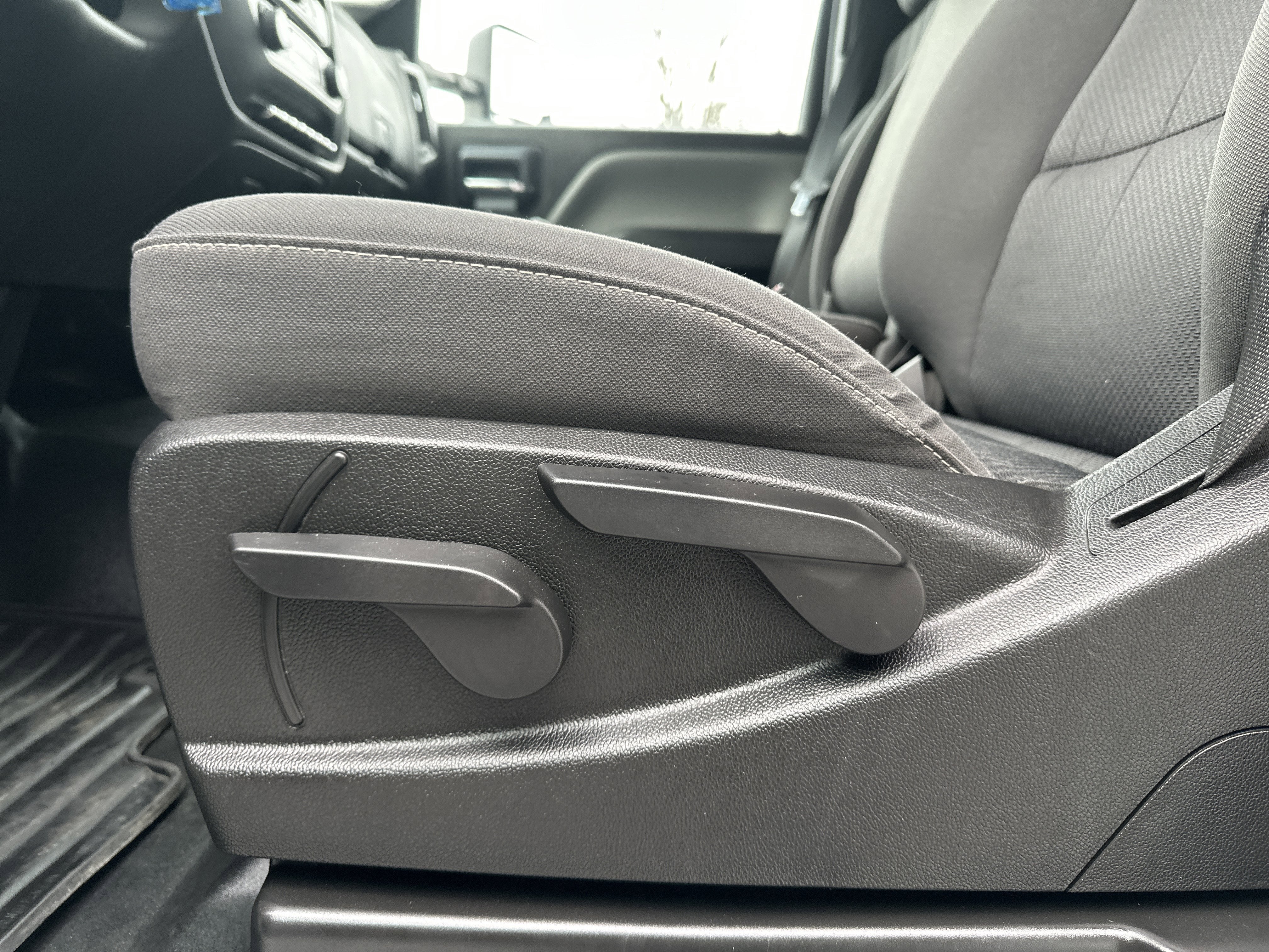 2023 Chevrolet Silverado 6500 HD Work Truck