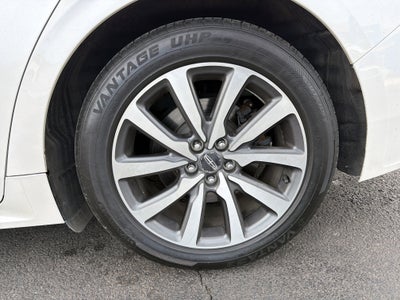 2017 Lincoln Continental Premiere