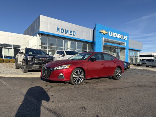 2022 Nissan Altima SR Intelligent AWD