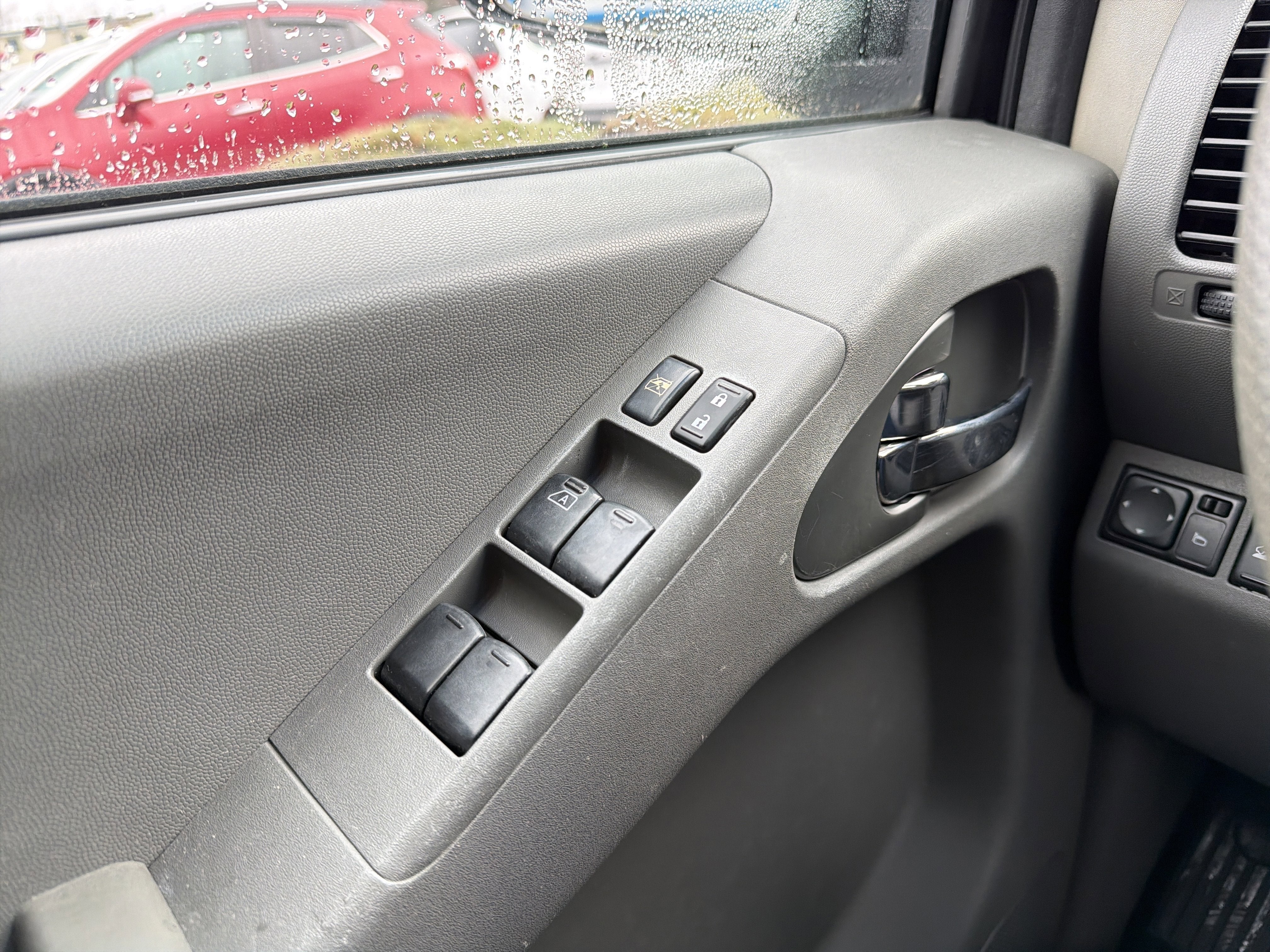 2013 Nissan Frontier SV